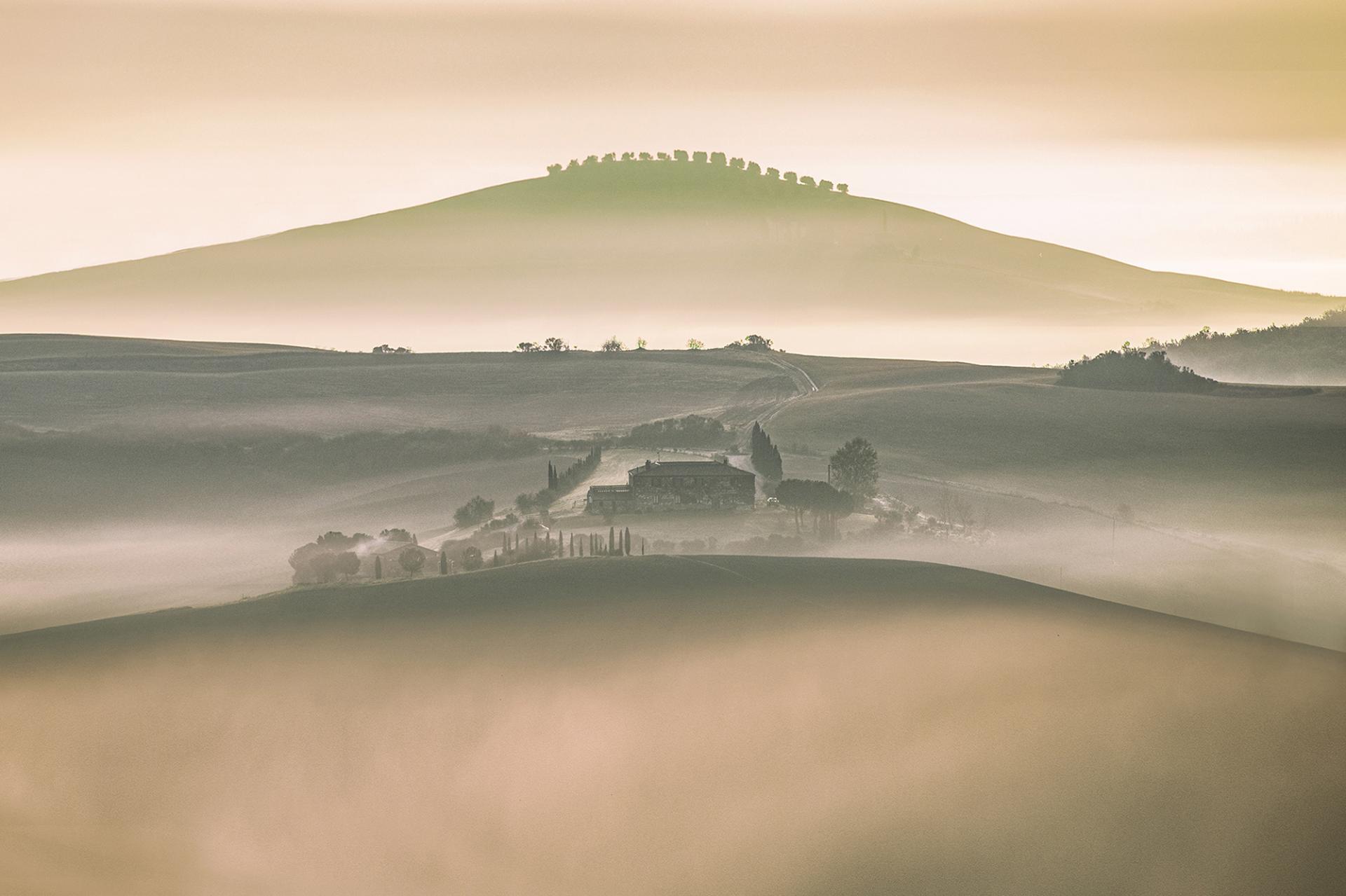 London Photography Awards Winner - Light and Fog in Tuscany