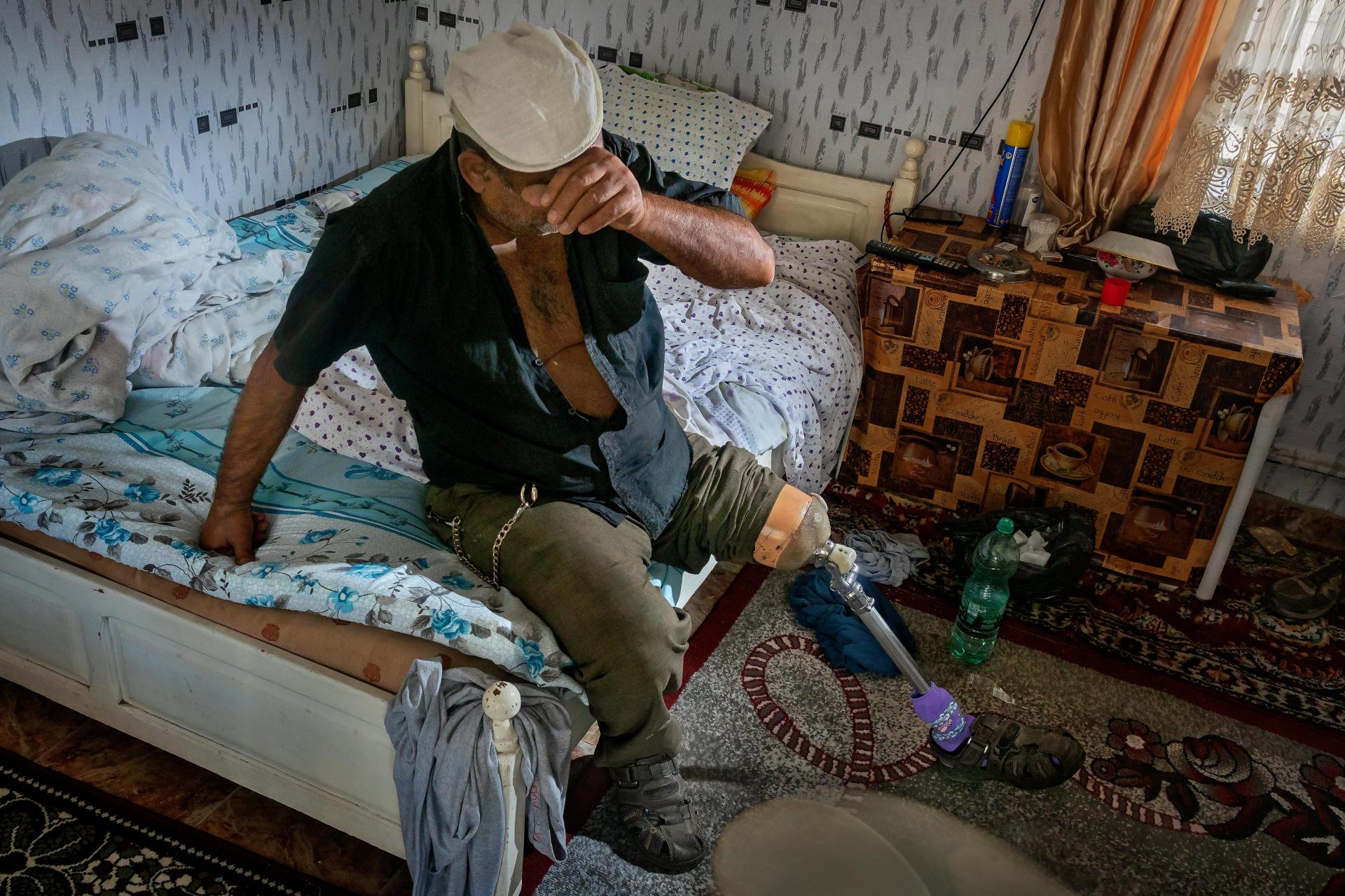 London Photography Awards Winner - ZOR - At Europe's Biggest Gypsy Ghetto