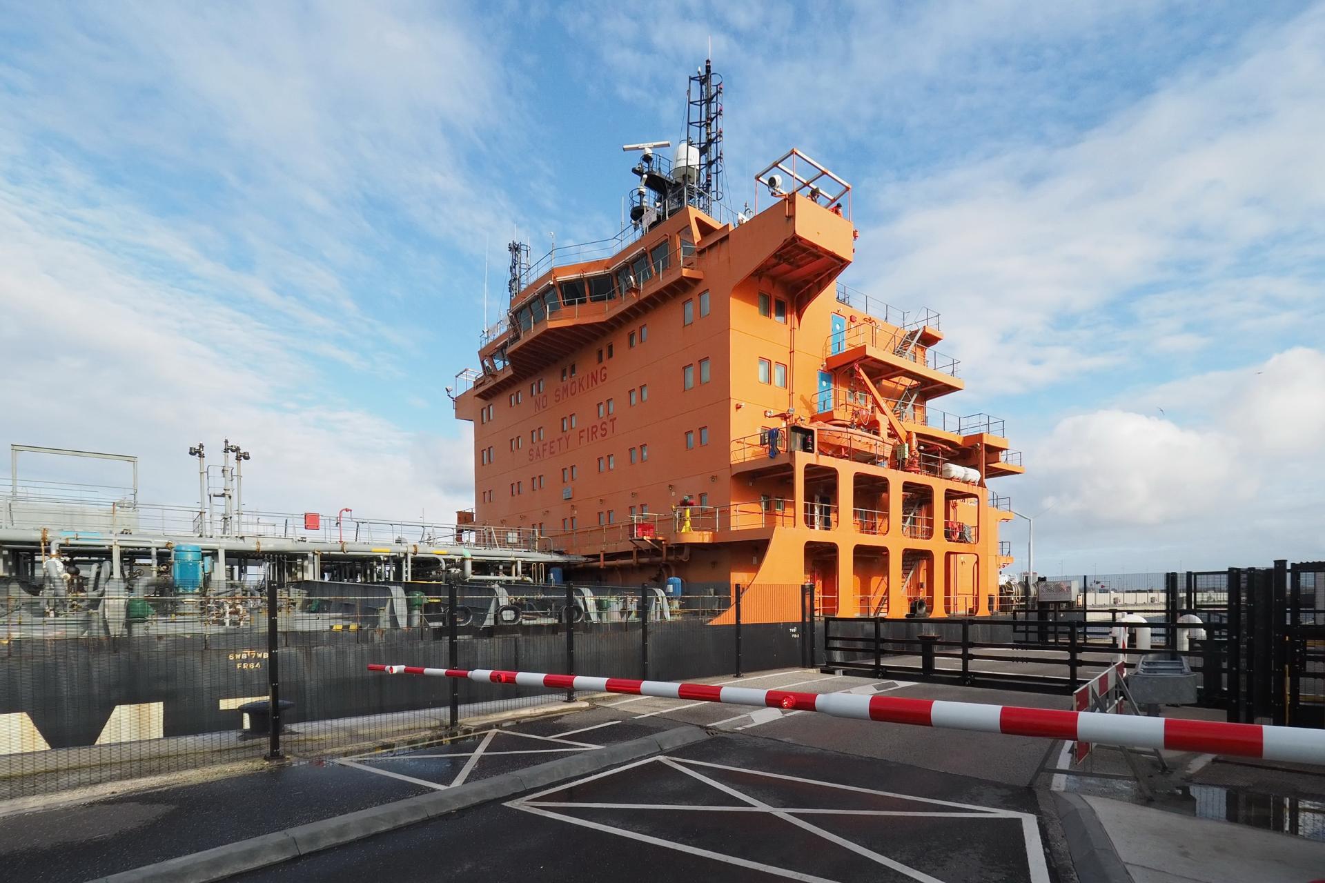 London Photography Awards Winner - New and biggest sea lock Zeesluis IJmuiden in use