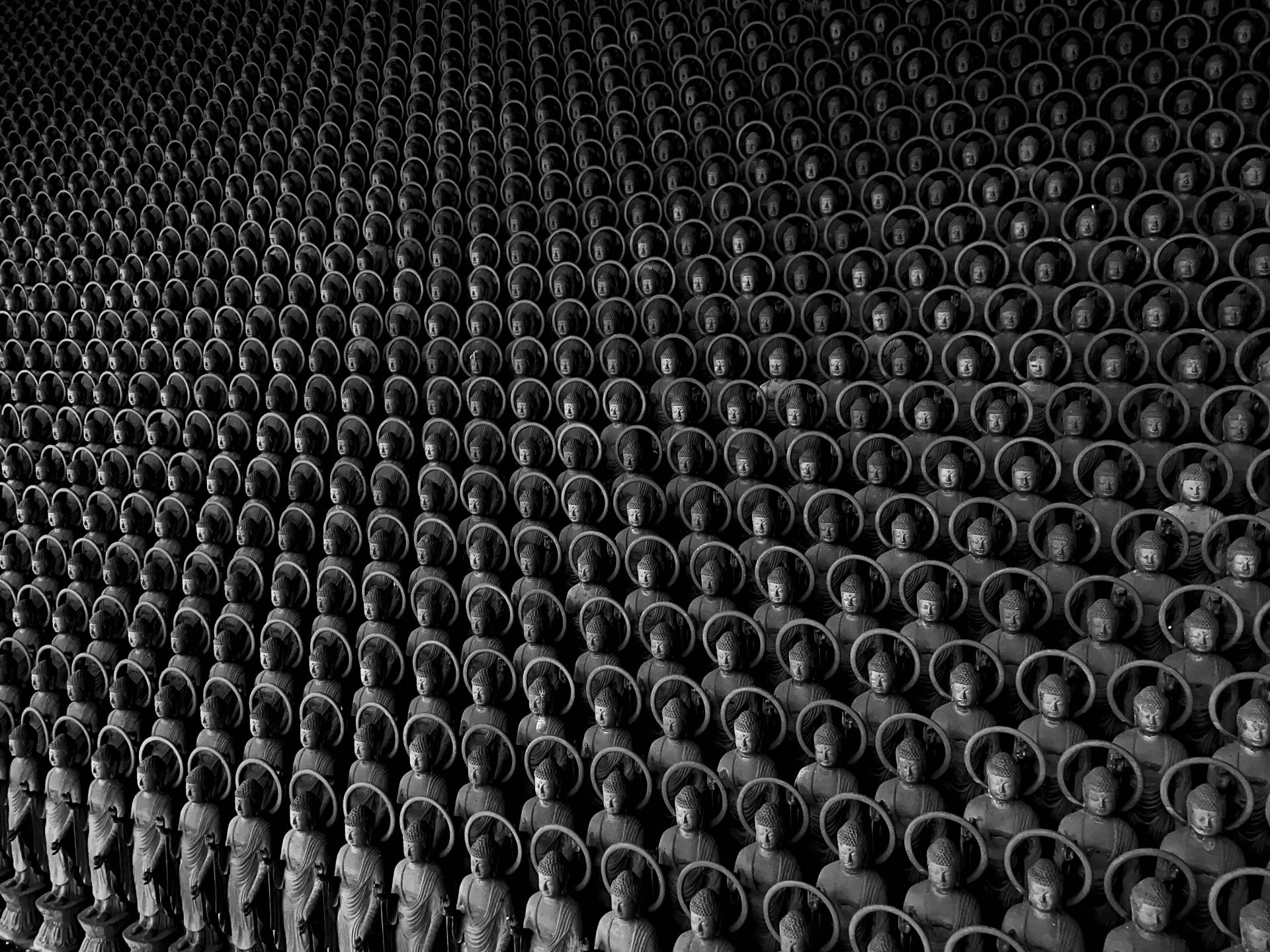 London Photography Awards Winner - 84,000 statues of Yakushi Nyorai (Shimane, Japan)