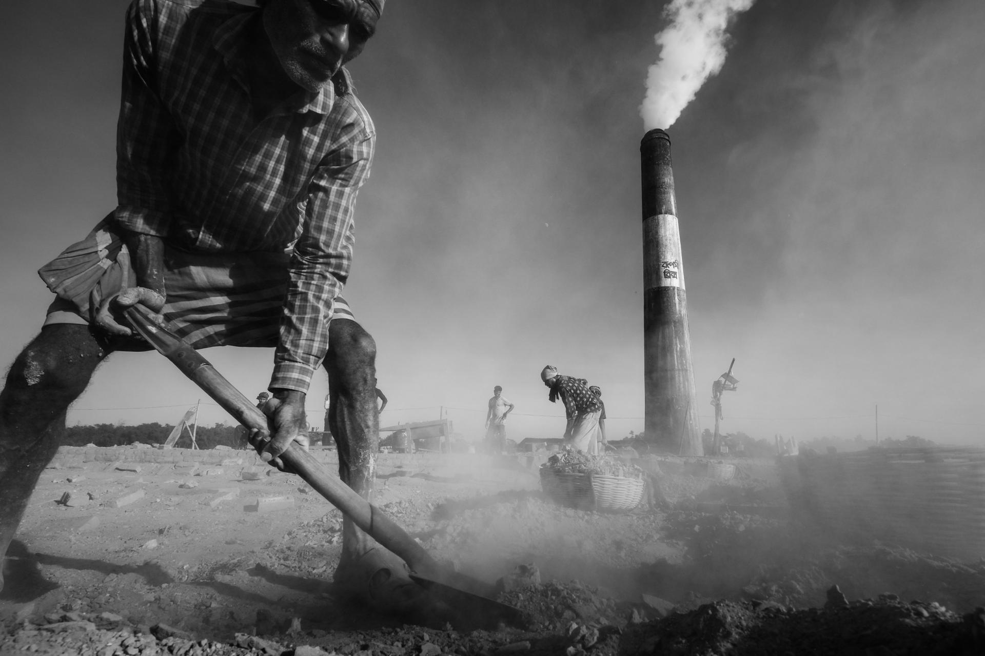 London Photography Awards Winner - Bangladesh Brick Factory