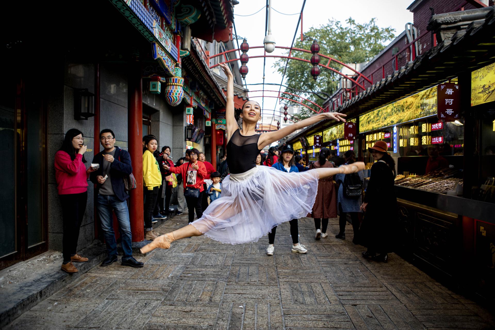 London Photography Awards Winner - Dancers in the streets: The Australian Ballet