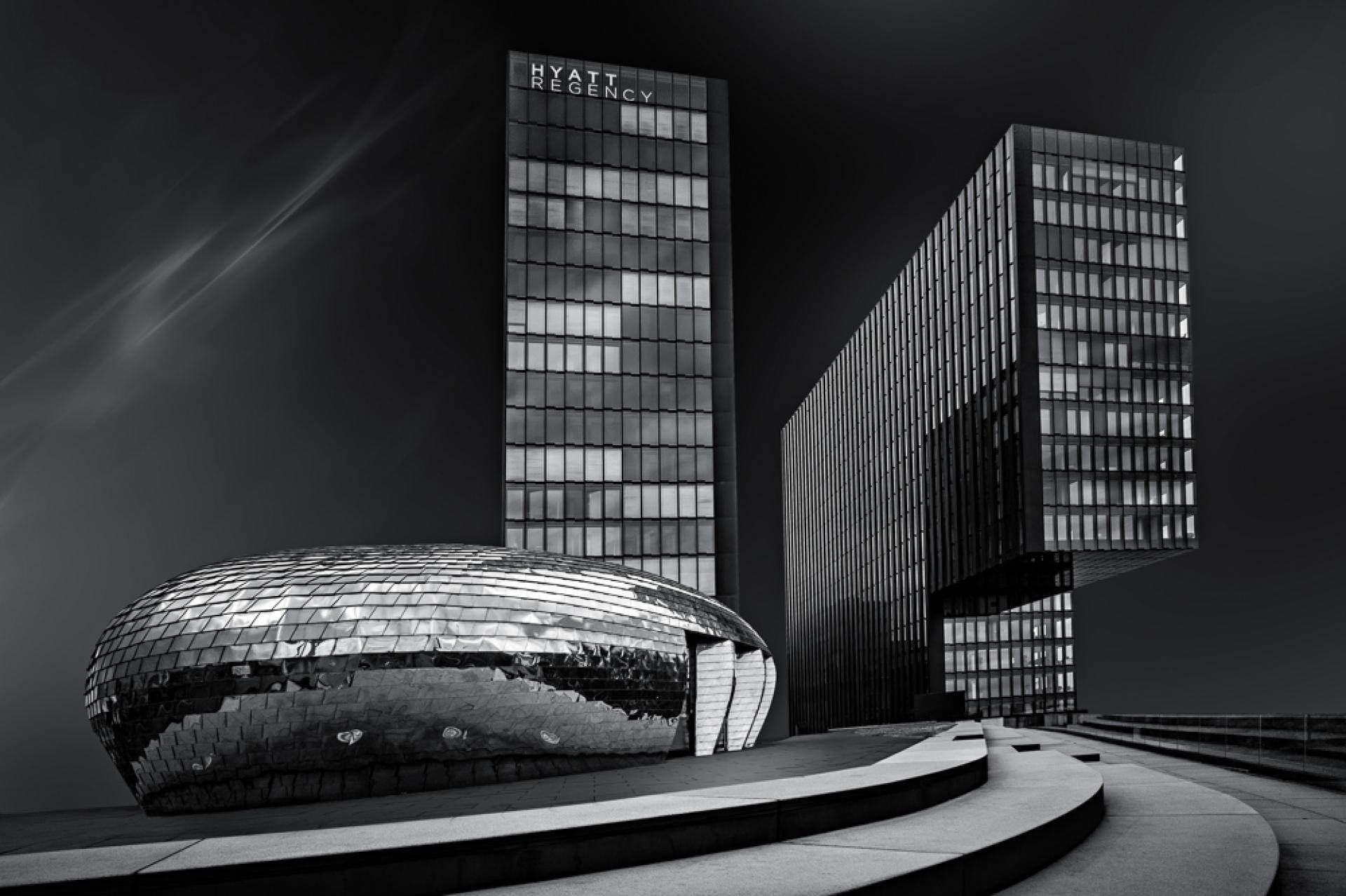 London Photography Awards Winner - Hyatt Regency of Dusseldorf