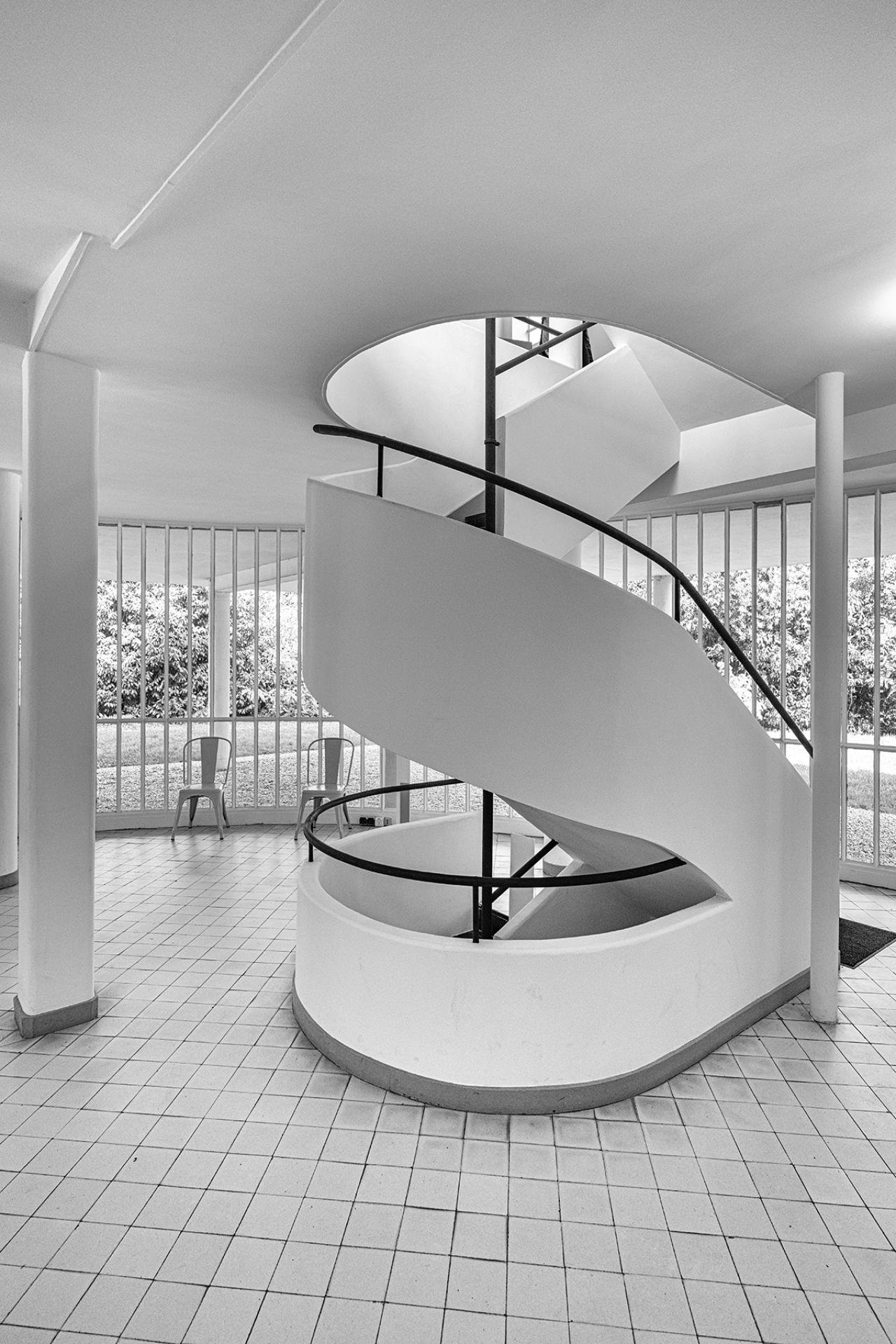 London Photography Awards Winner - Villa Savoye: Changing Levels