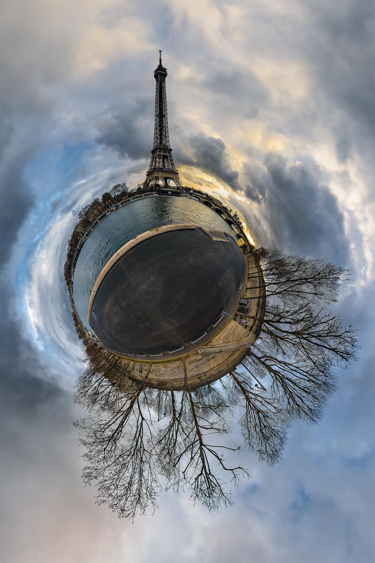 London Photography Awards Winner - Tiny Planet-sur-Seine