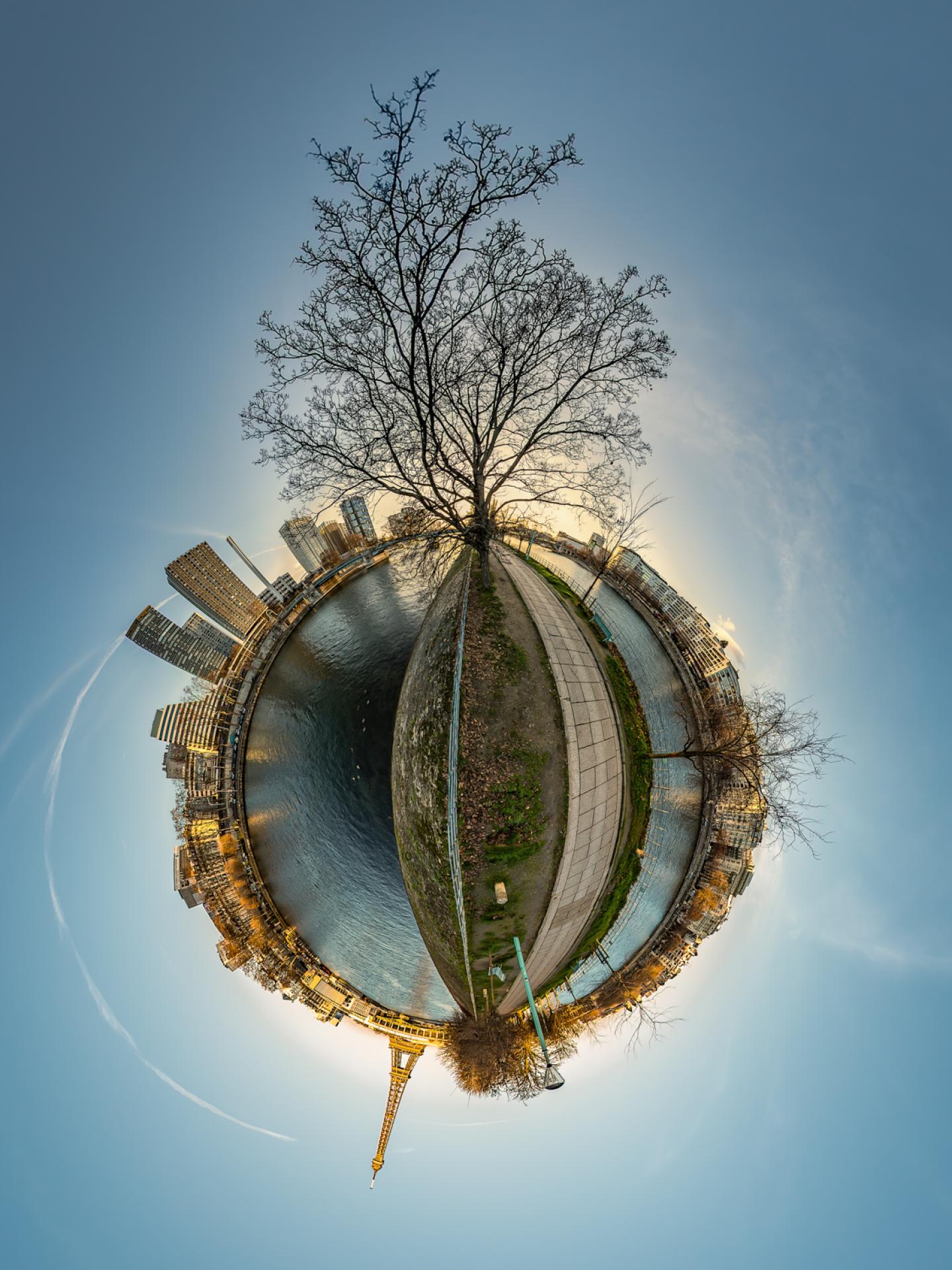 London Photography Awards Winner - Tiny Planet-sur-Seine