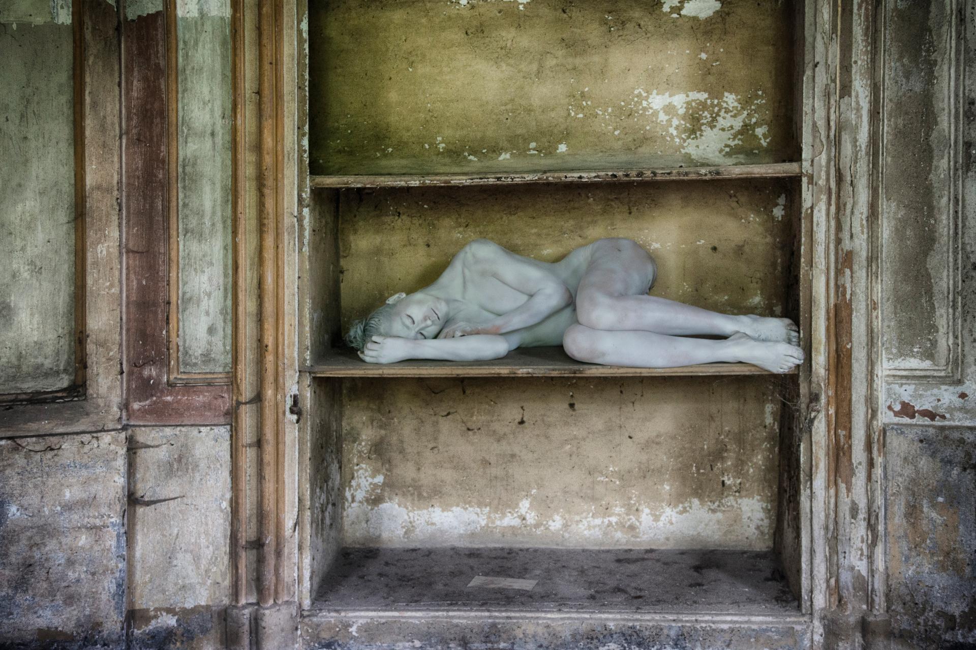 London Photography Awards Winner - Dust statues