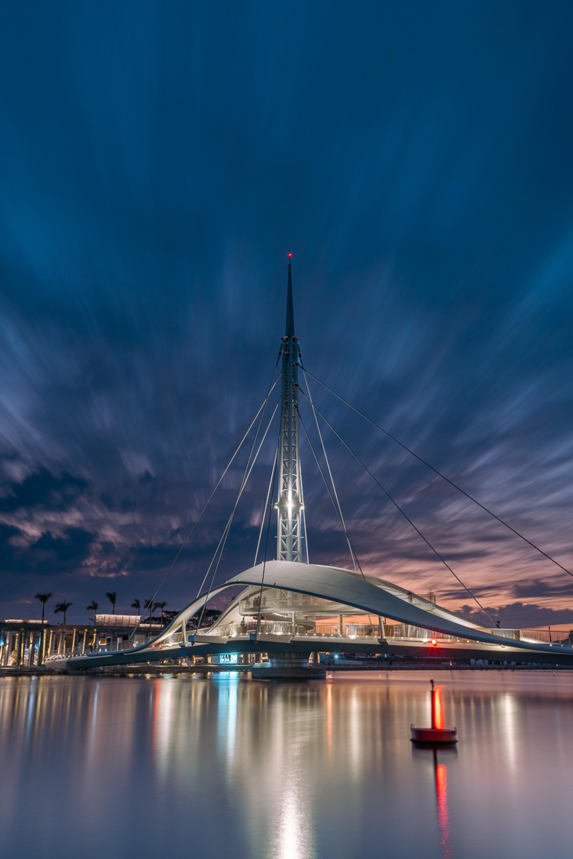 London Photography Awards Winner - The Great Harbor Bridge 