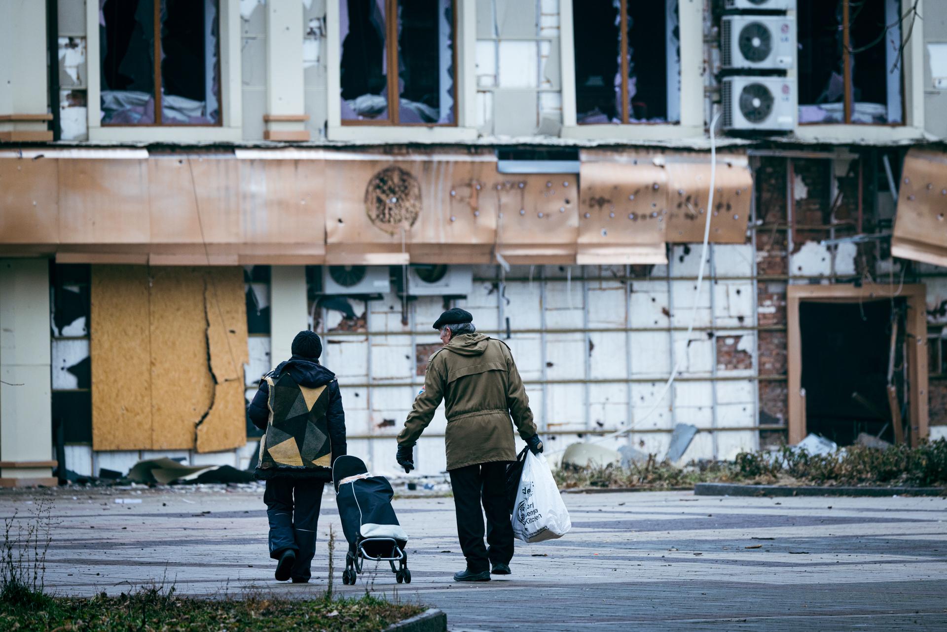 London Photography Awards Winner - Snapshots of Valor: On the Front Lines of Ukraine's Struggle