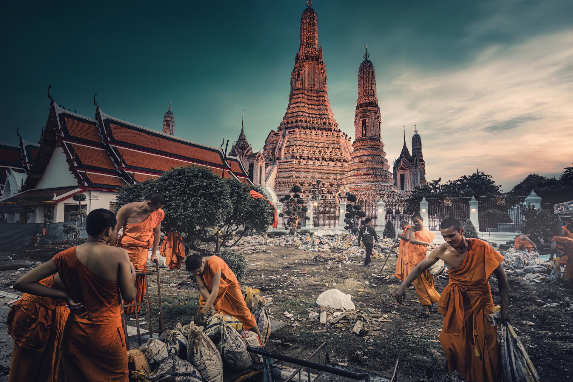 London Photography Awards Winner - Buddha’s Brotherhood