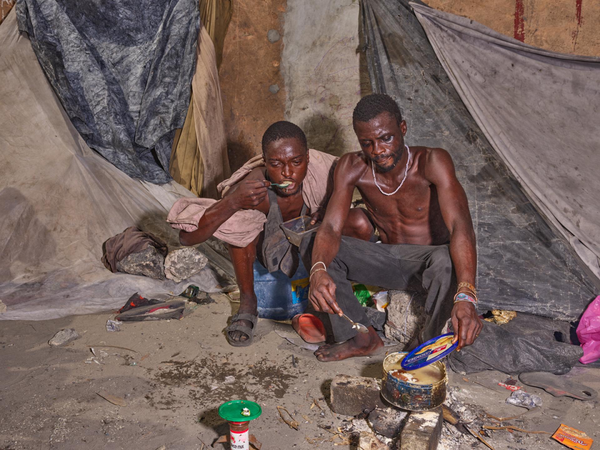 London Photography Awards Winner - Lunch Time