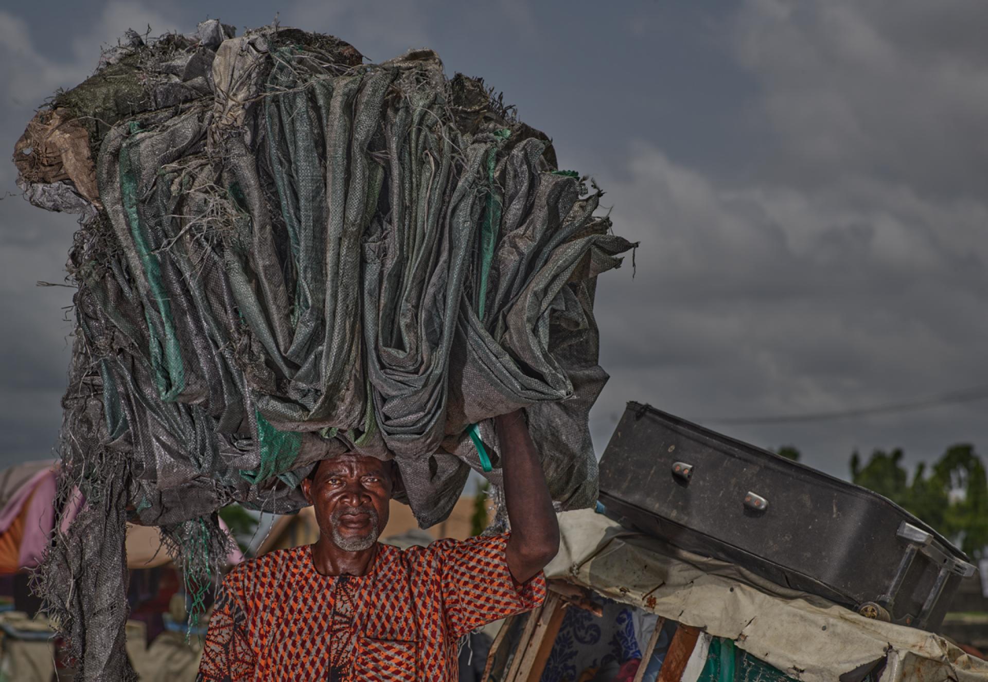 London Photography Awards Winner - Heavy Load