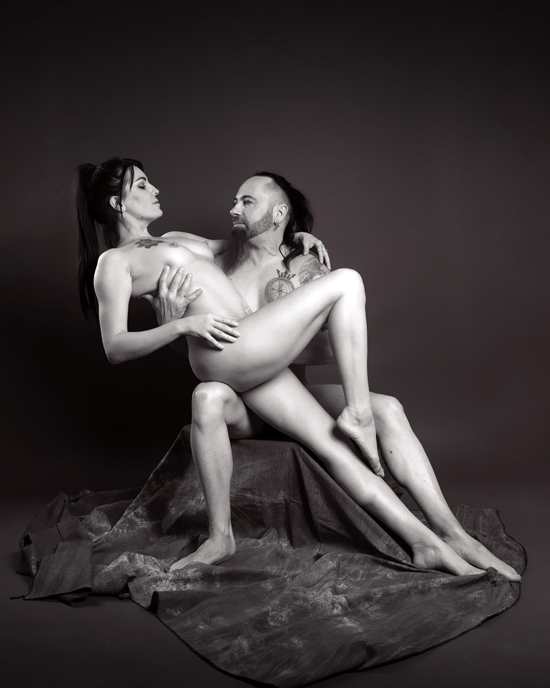 London Photography Awards Winner - Nude Duo