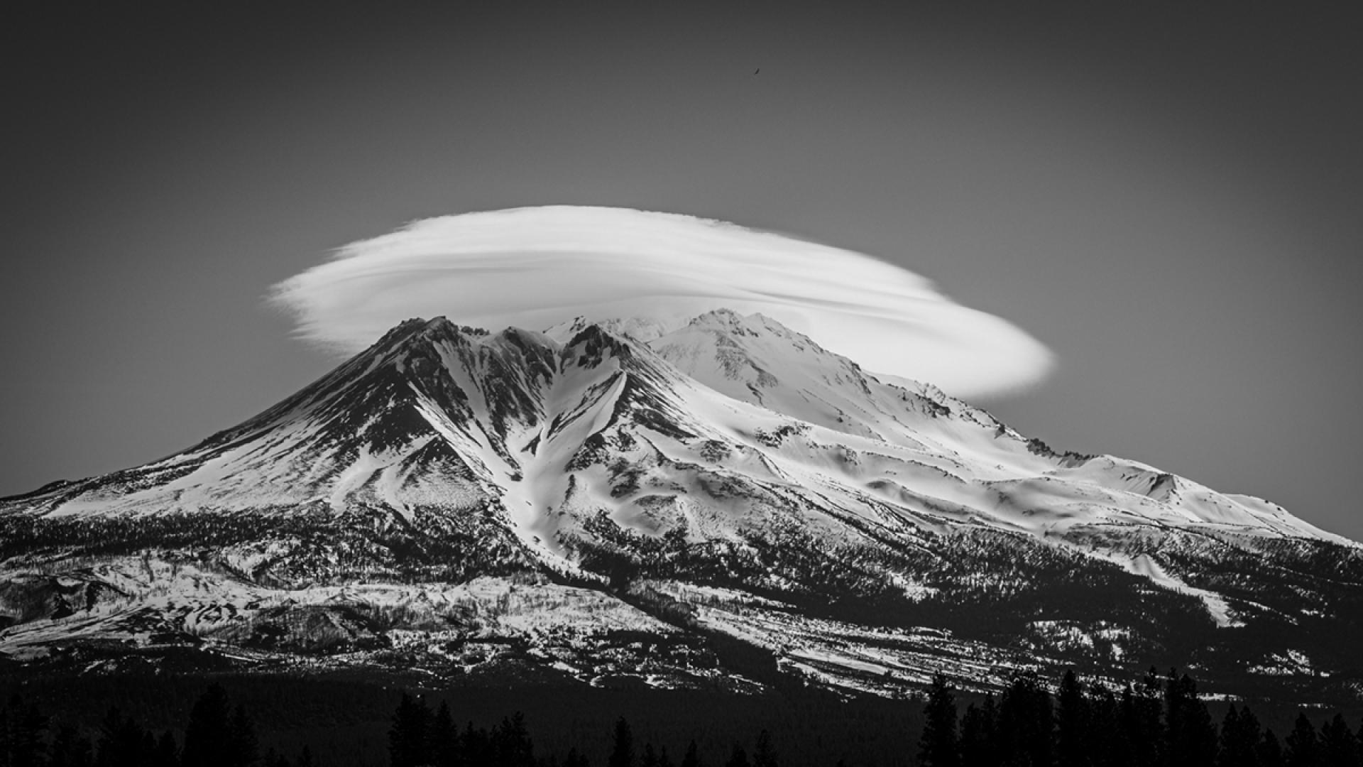 London Photography Awards Winner - Lenticular Cloud Over Mount Shasta