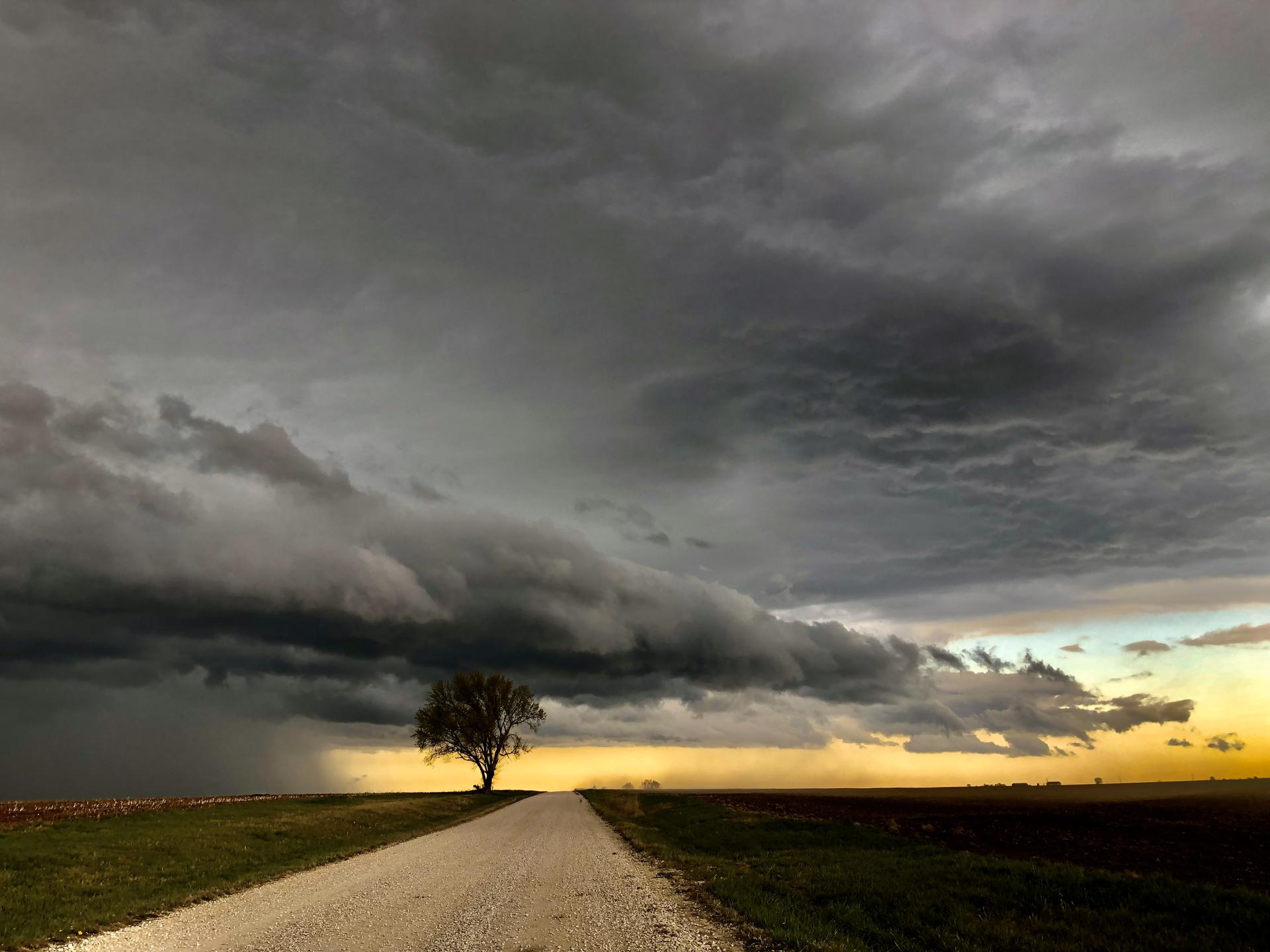 London Photography Awards Winner - Incoming Storm