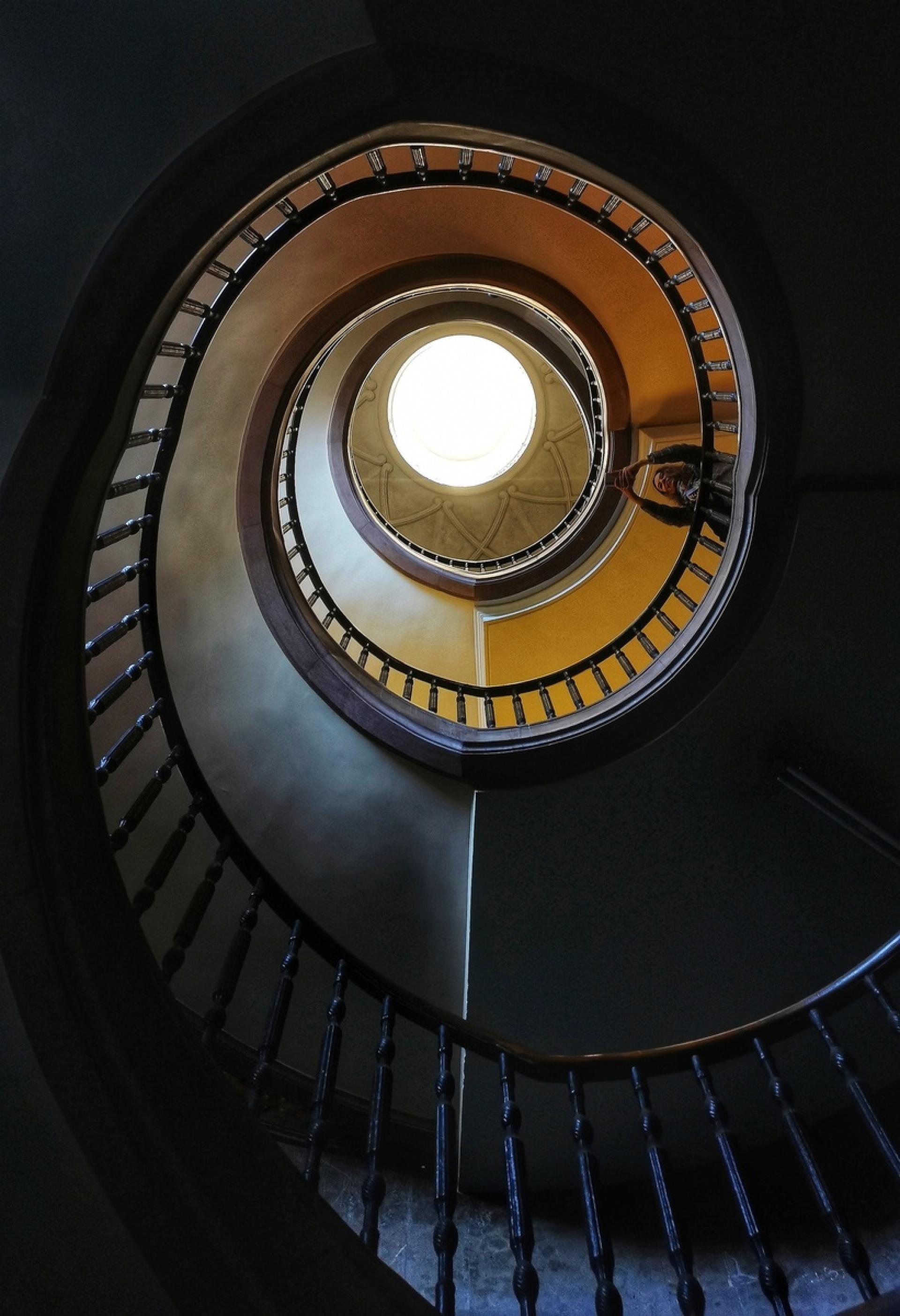 London Photography Awards Winner - Hypnotic geometry