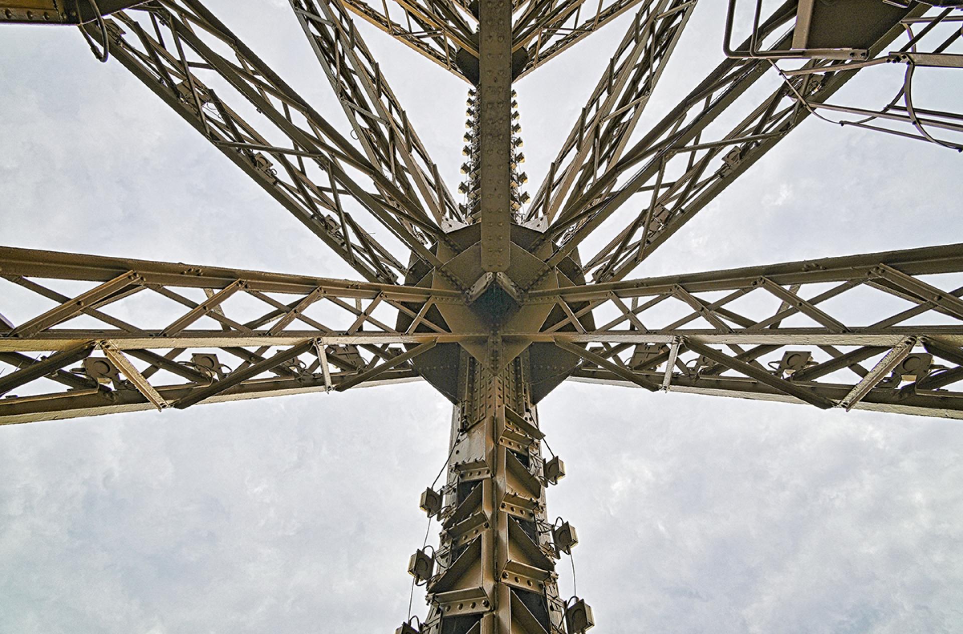 London Photography Awards Winner - Eiffel Tower Symmetries
