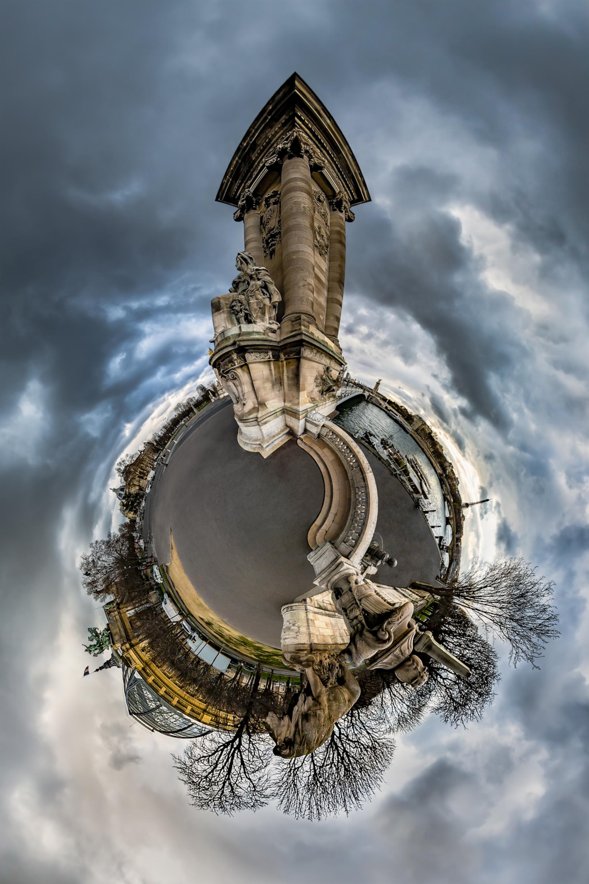 London Photography Awards Winner - Tiny Planet-sur-Seine
