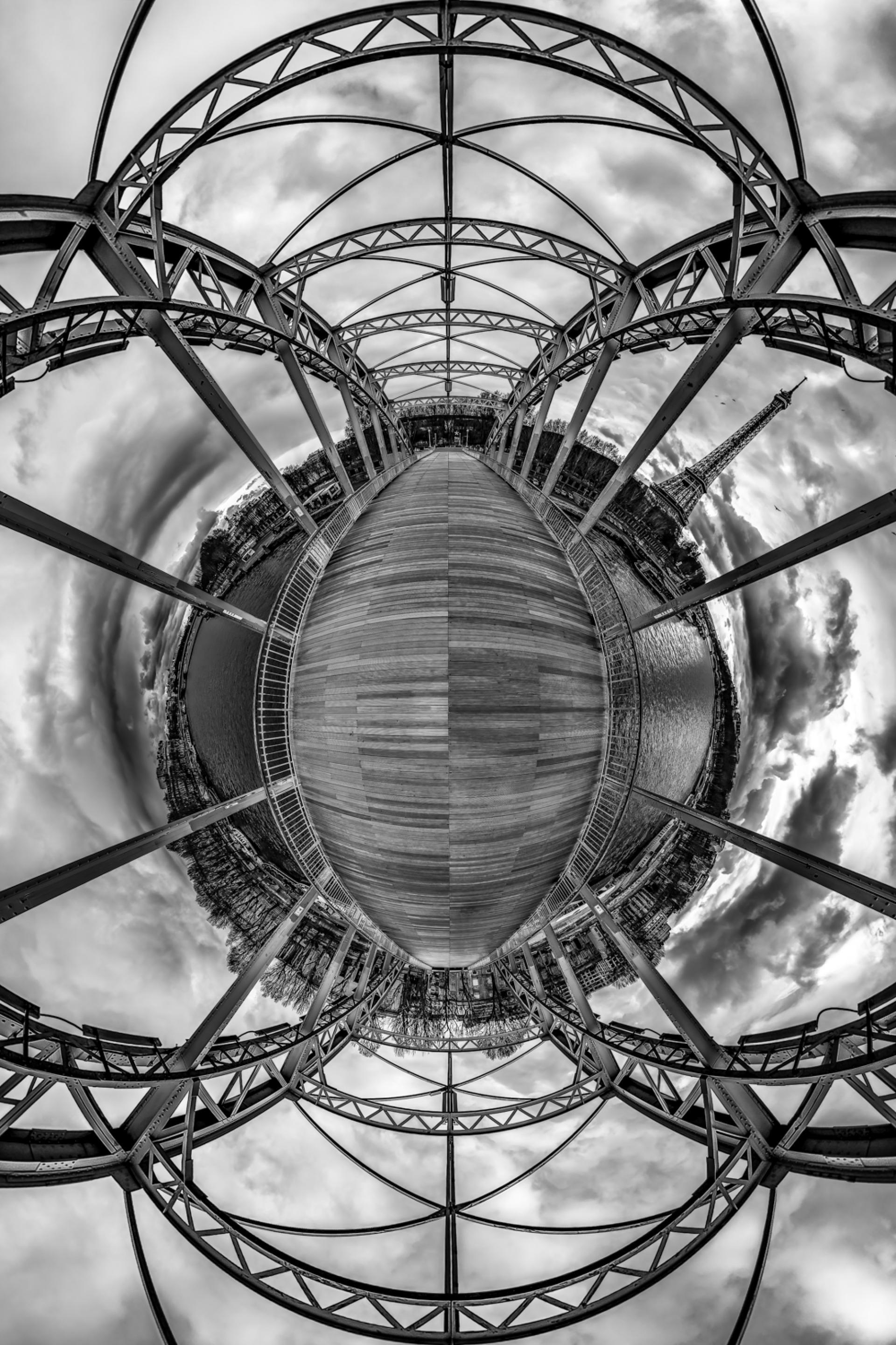 London Photography Awards Winner - Tiny Planet-sur-Seine B&W