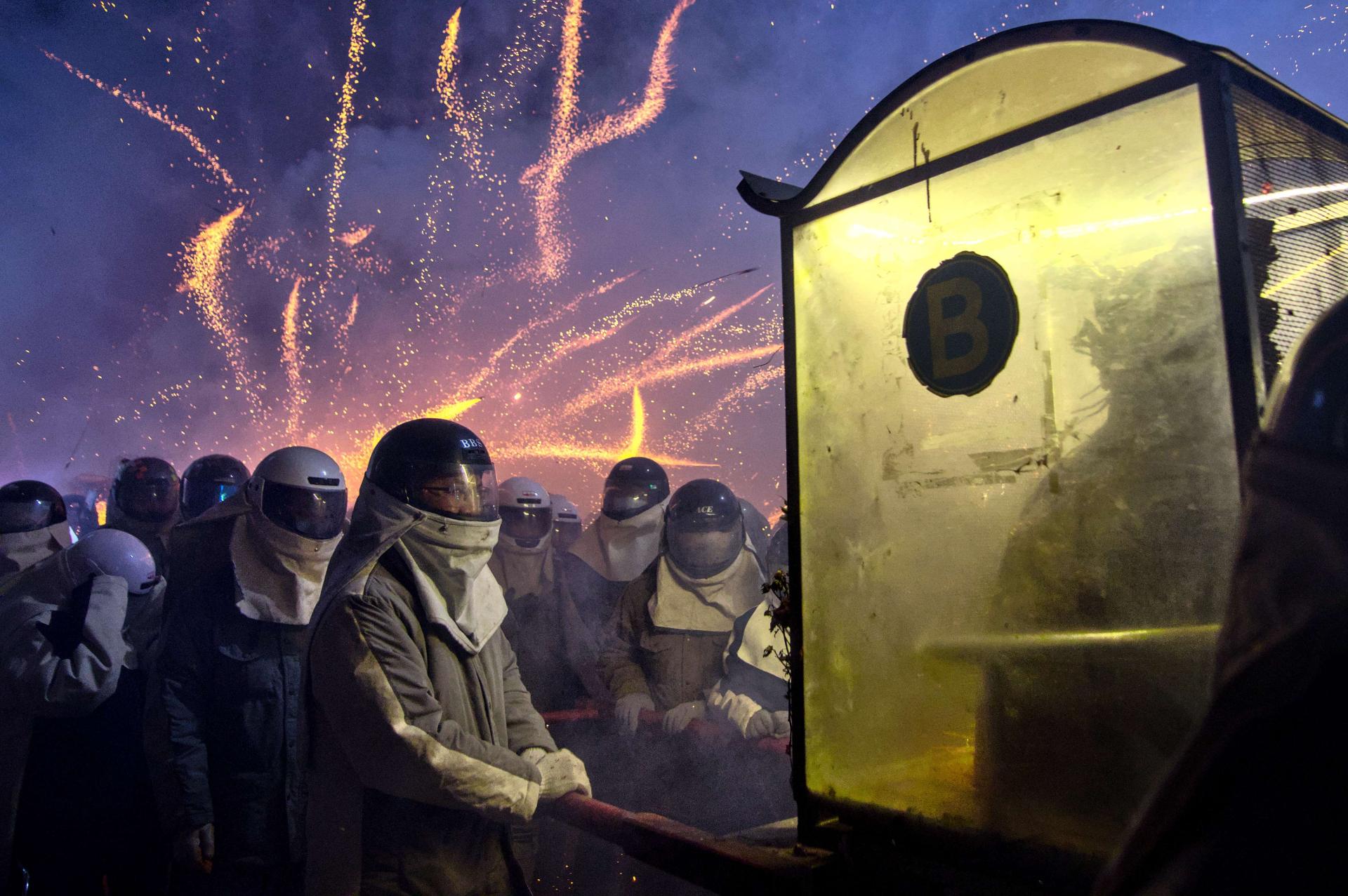 London Photography Awards Winner - Yanshui Beehive Fireworks Festival