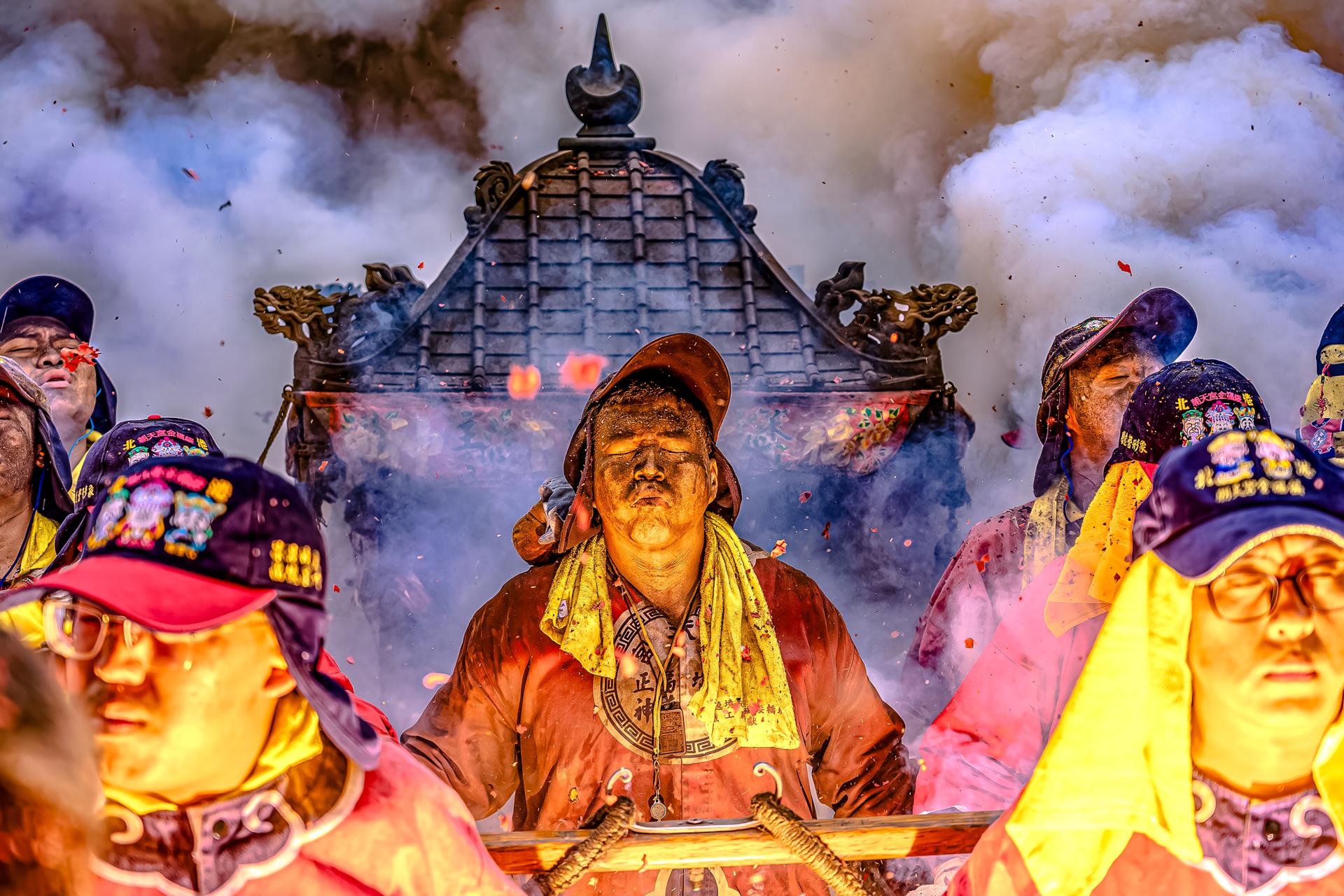 London Photography Awards Winner - fight for the faith.