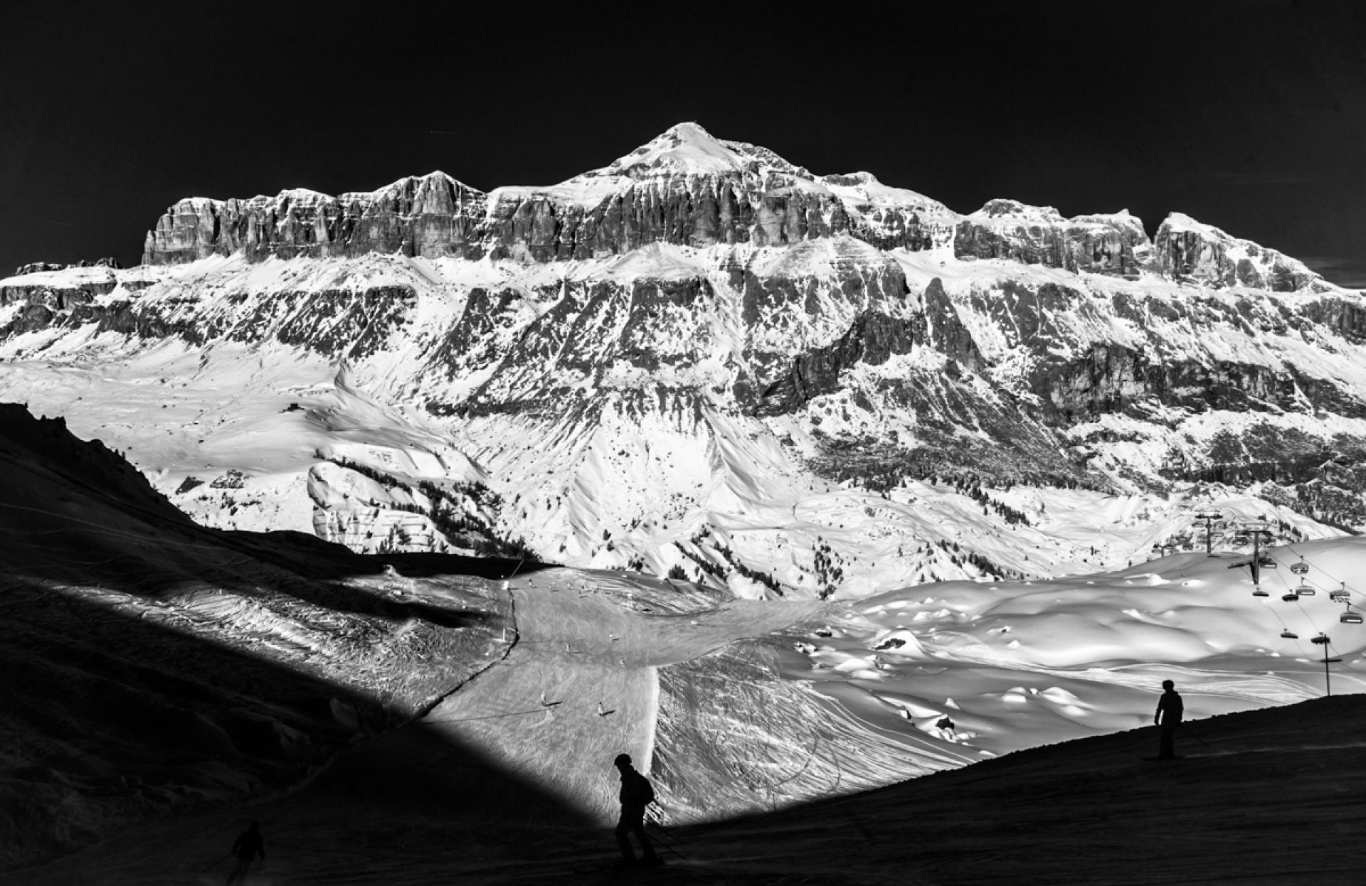 London Photography Awards Winner - The Mountain (World)
