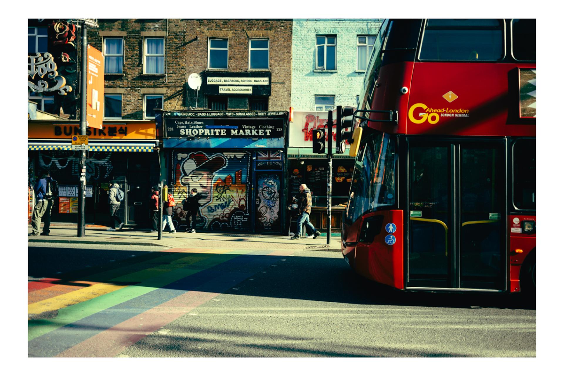 London Photography Awards Winner - London Callin