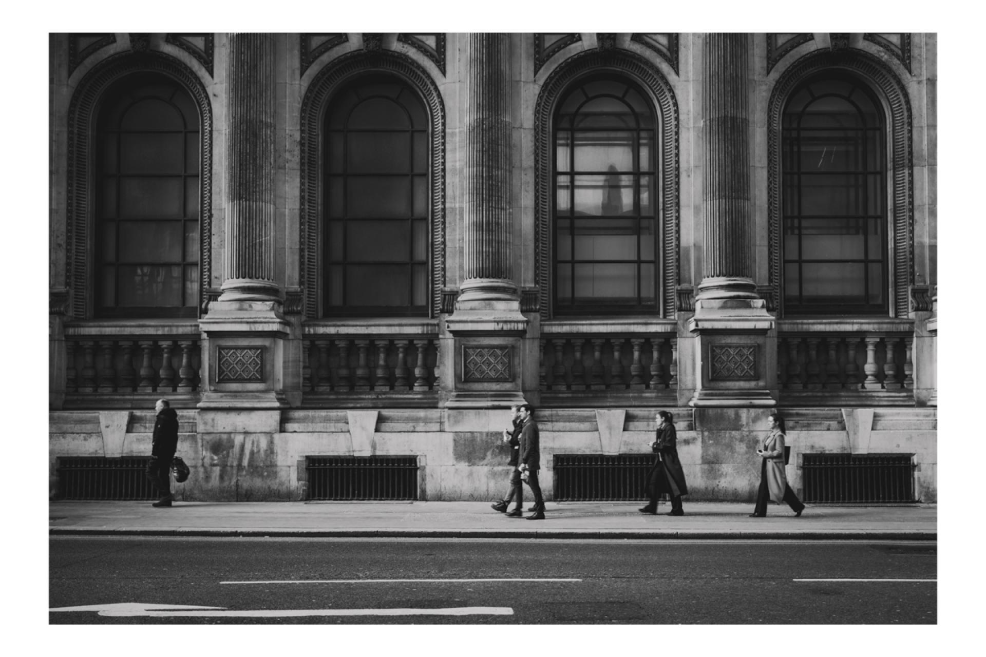 London Photography Awards Winner - London Callin