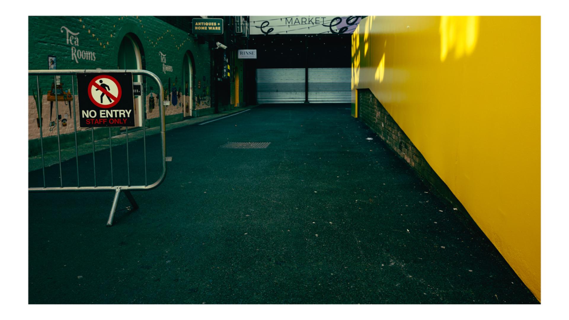 London Photography Awards Winner - London Callin