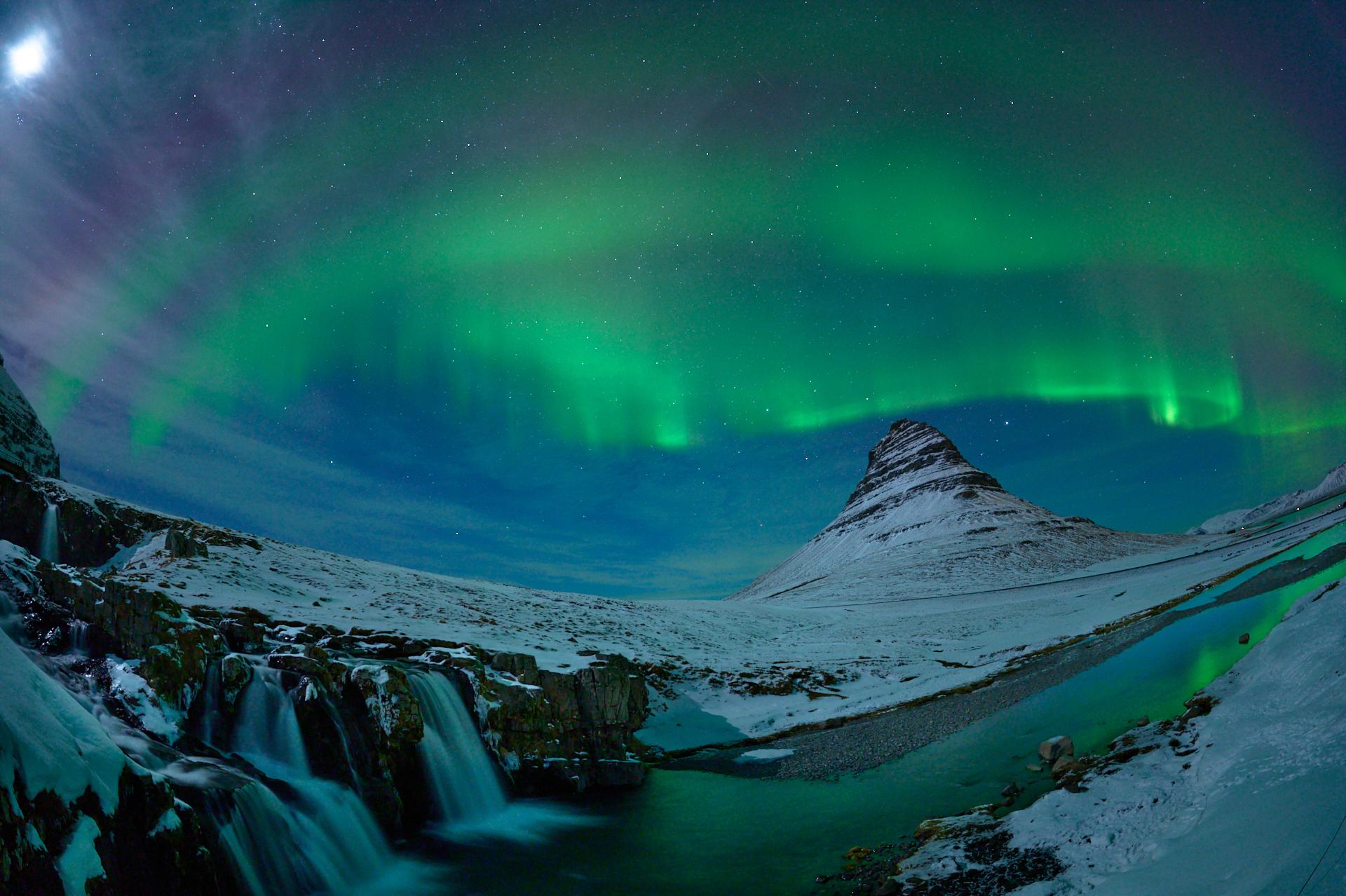 London Photography Awards Winner - Aurora Dancing above Kirkjufell