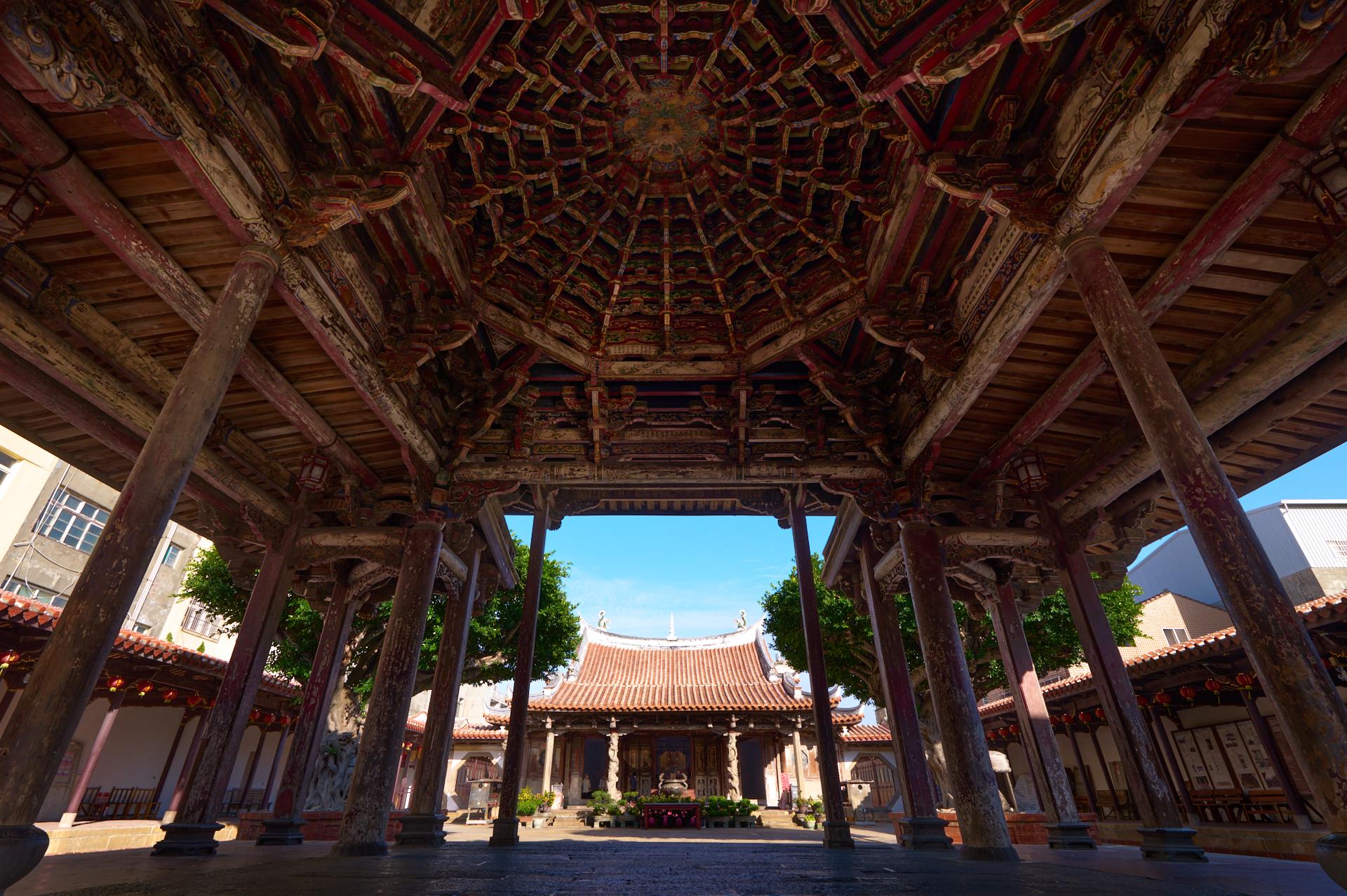 London Photography Awards Winner - Lukang Lung-Shan Temple