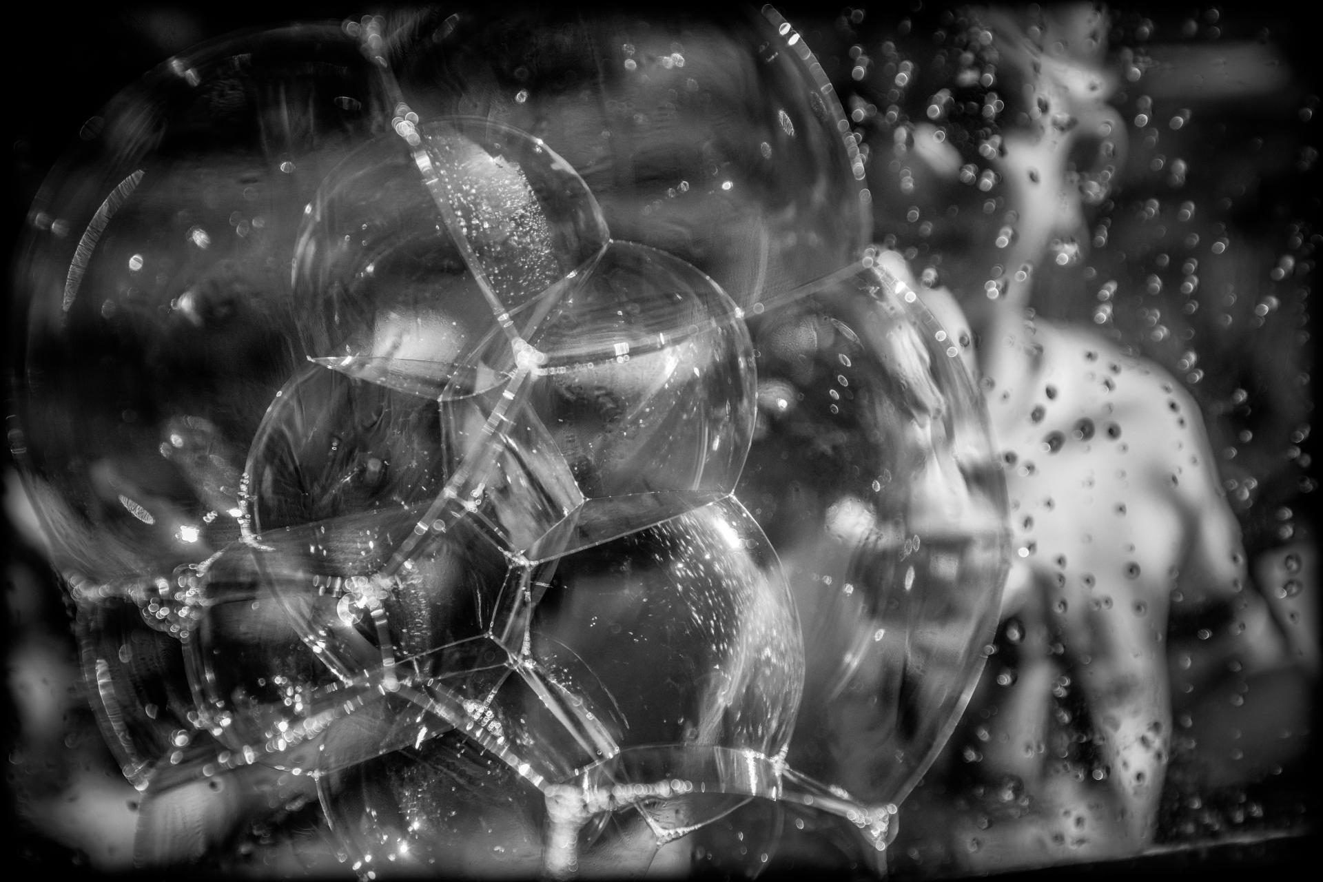 London Photography Awards Winner - LOVE the bubbles, LOVE the water