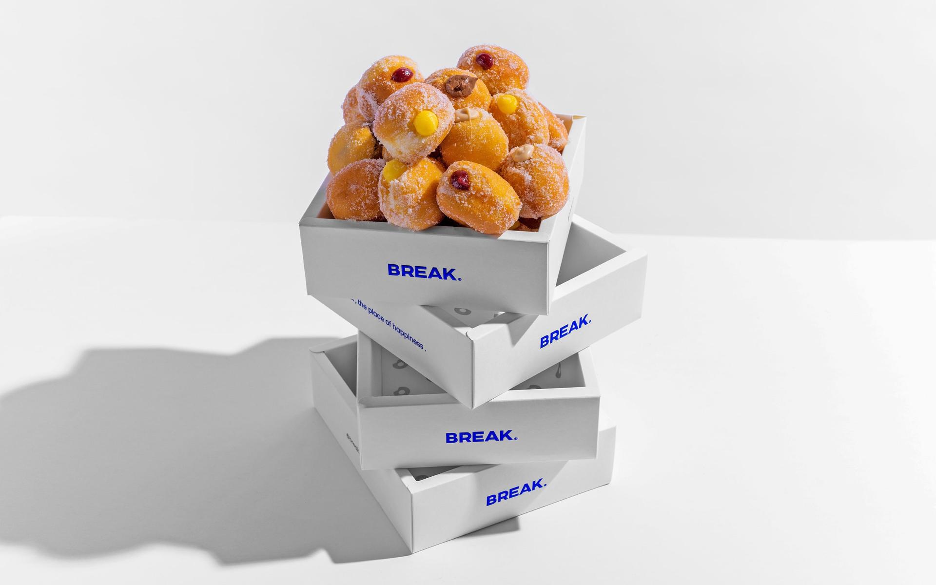 London Photography Awards Winner - OSTUDIO ®’s Visual Storytelling for Break