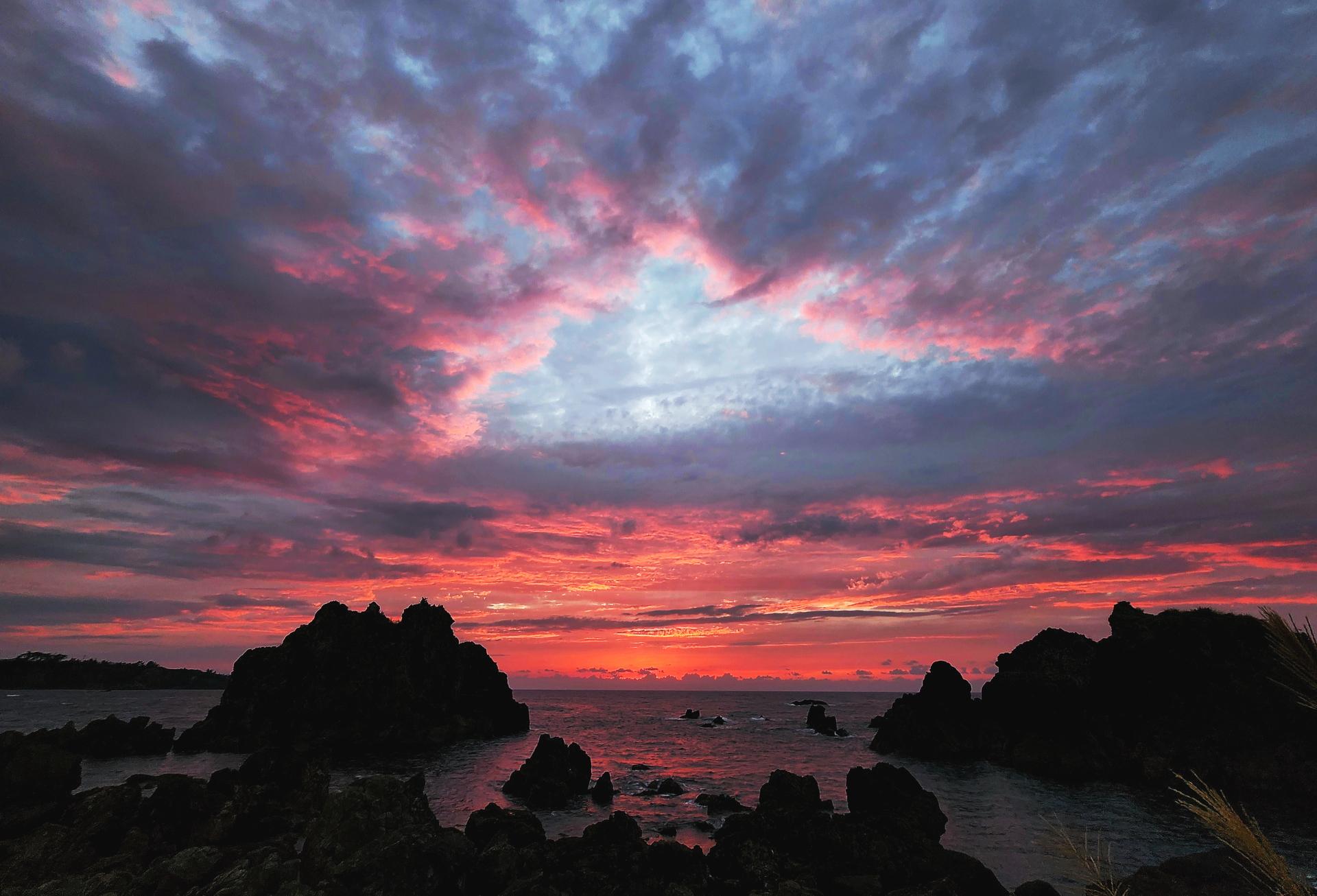 London Photography Awards Winner - A hot summer day’s drama in sunset
