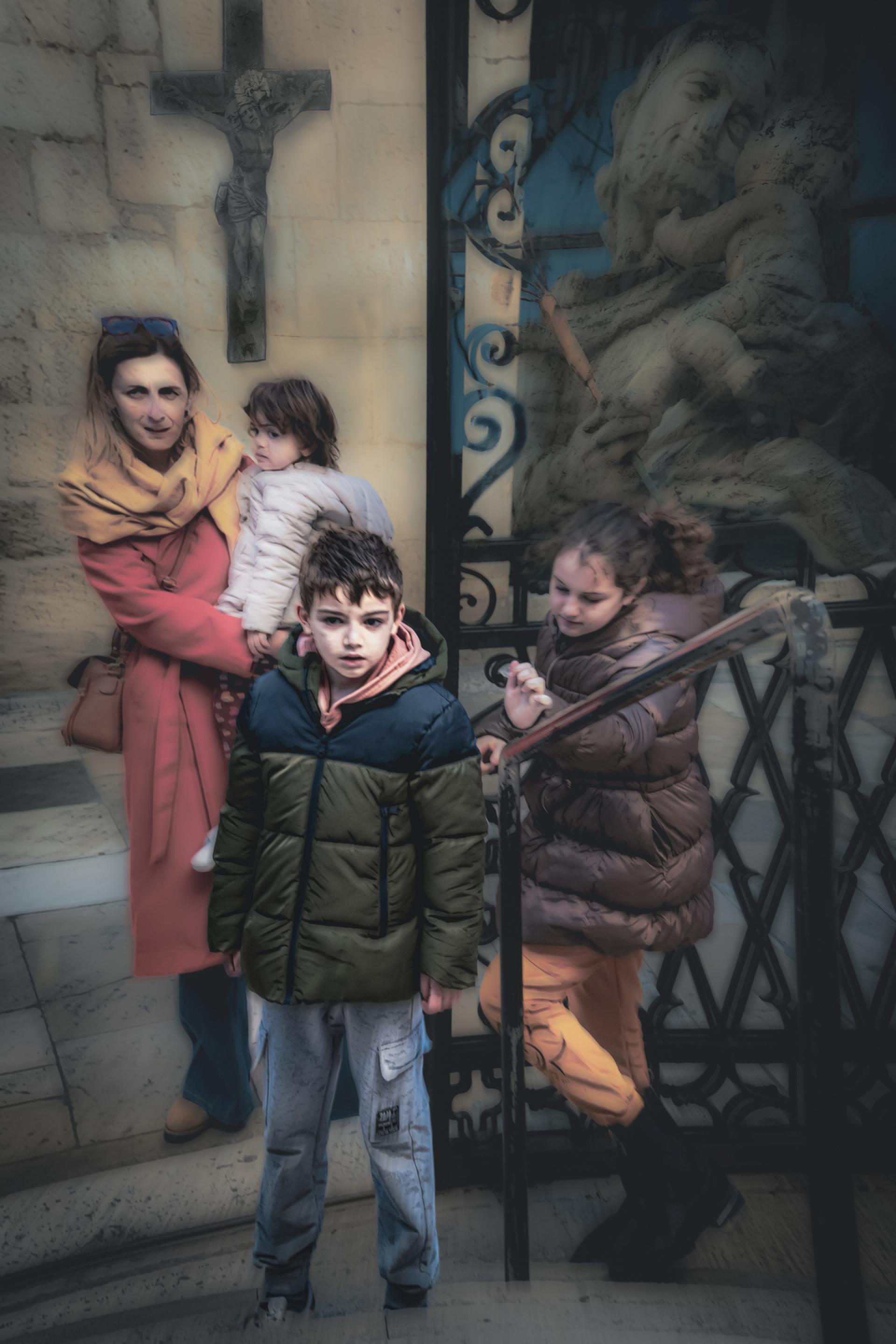 London Photography Awards Winner - (Inter)Mingling