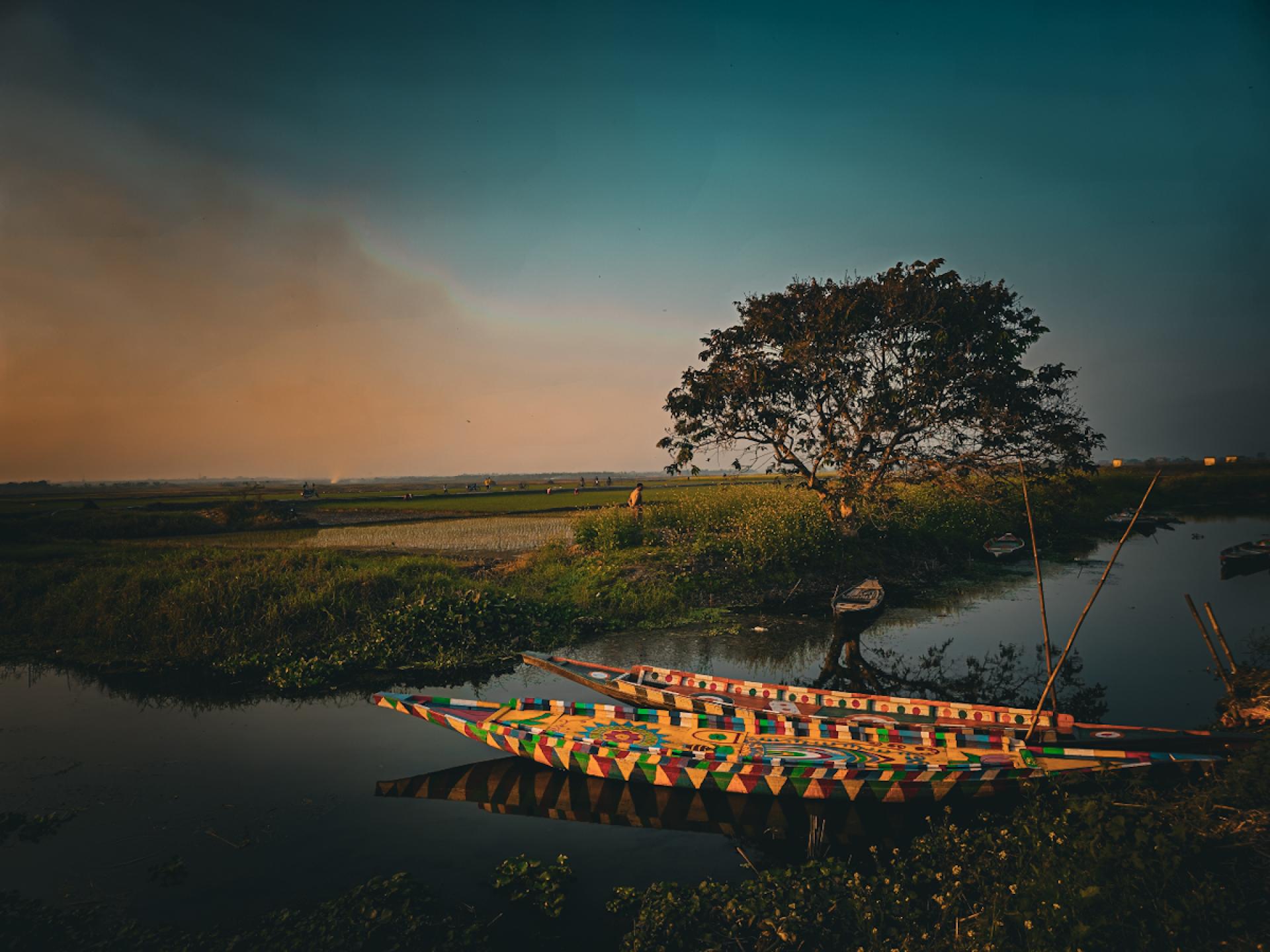 London Photography Awards Winner - Bortir Bill: The Painted Stillness