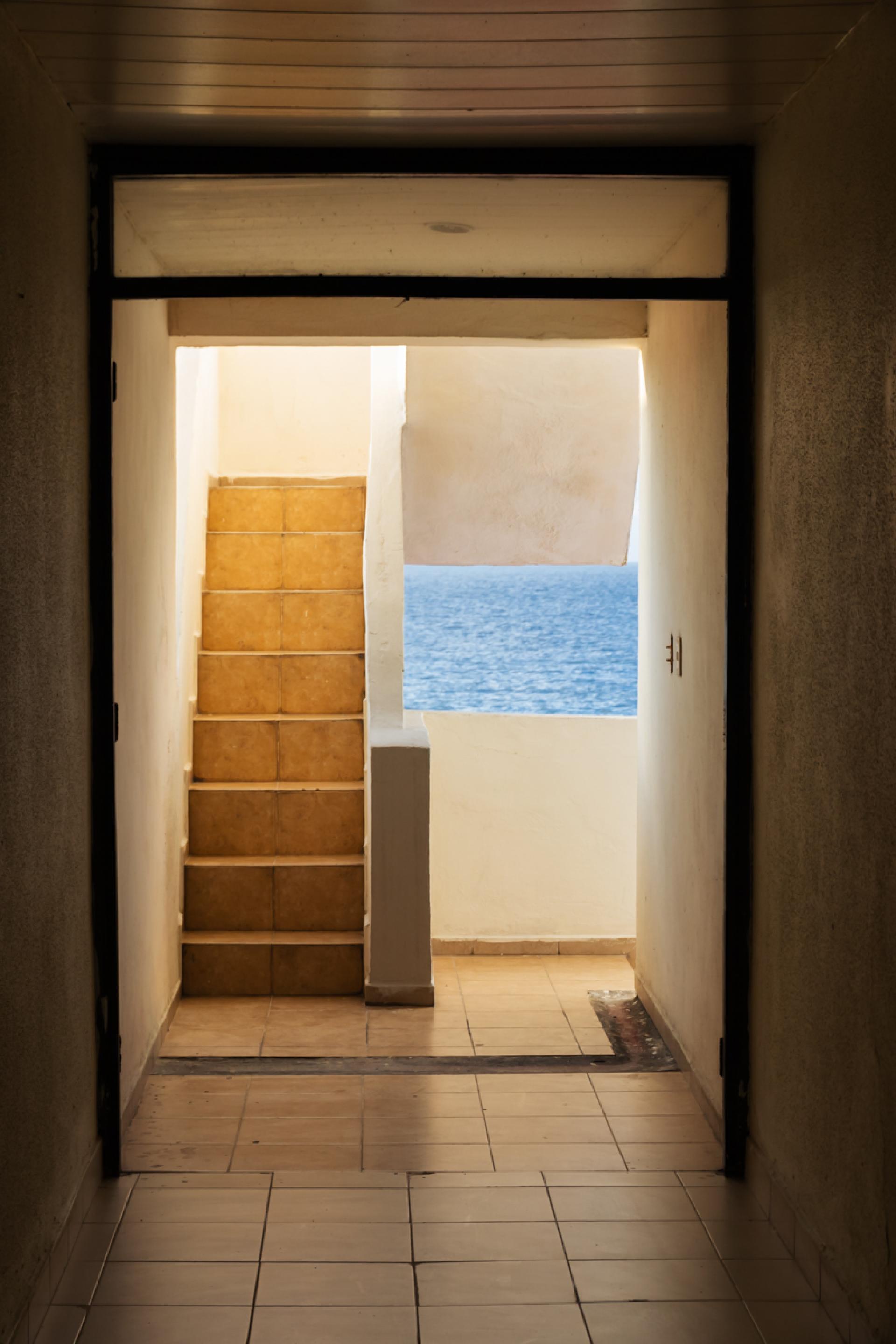 London Photography Awards Winner - Havanian blue window