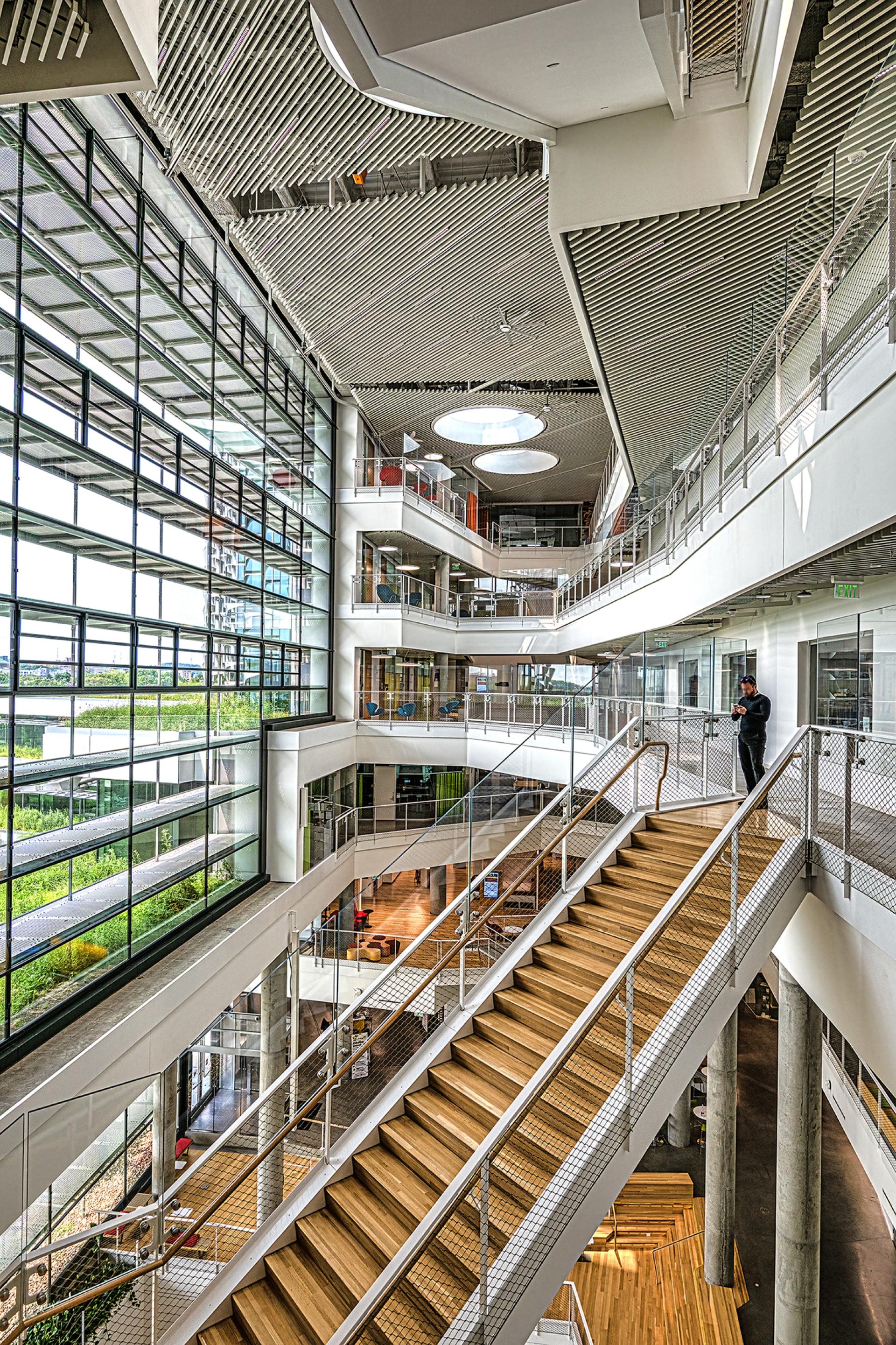 London Photography Awards Winner - 150 Western Avenue: Interiors