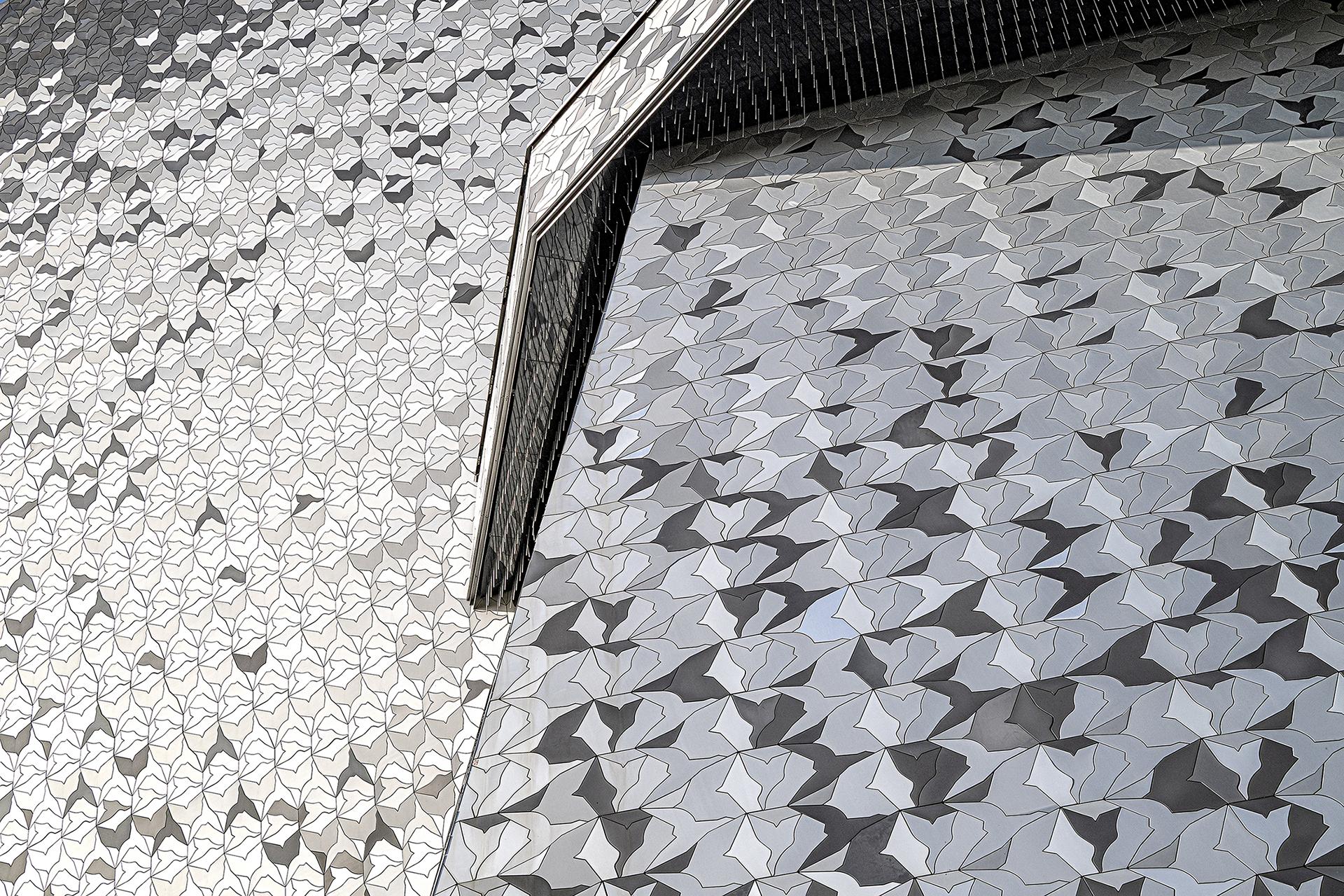 London Photography Awards Winner - Philharmonie de Paris Details