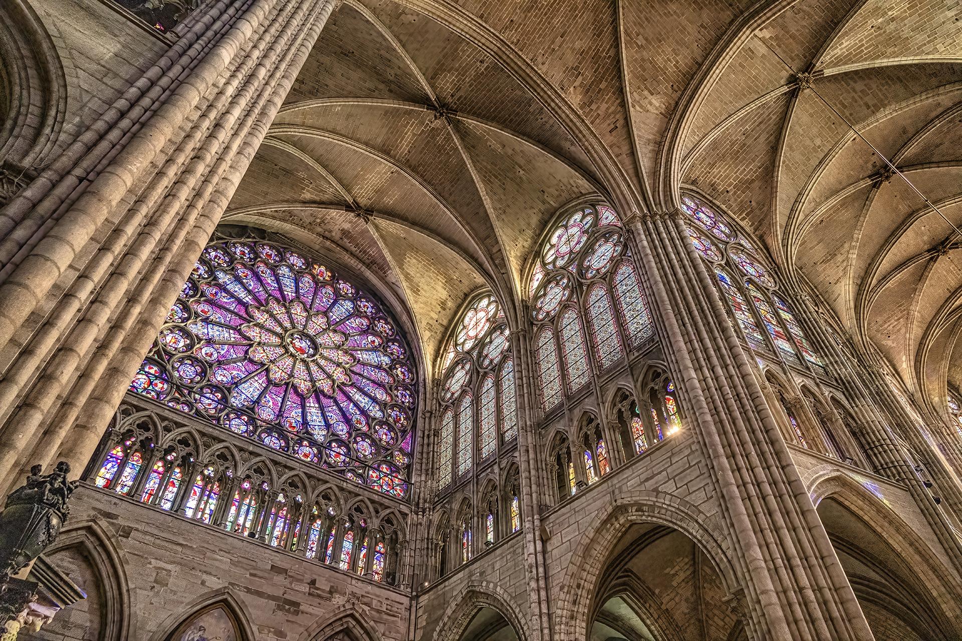 London Photography Awards Winner - Saint-Denis Interiors