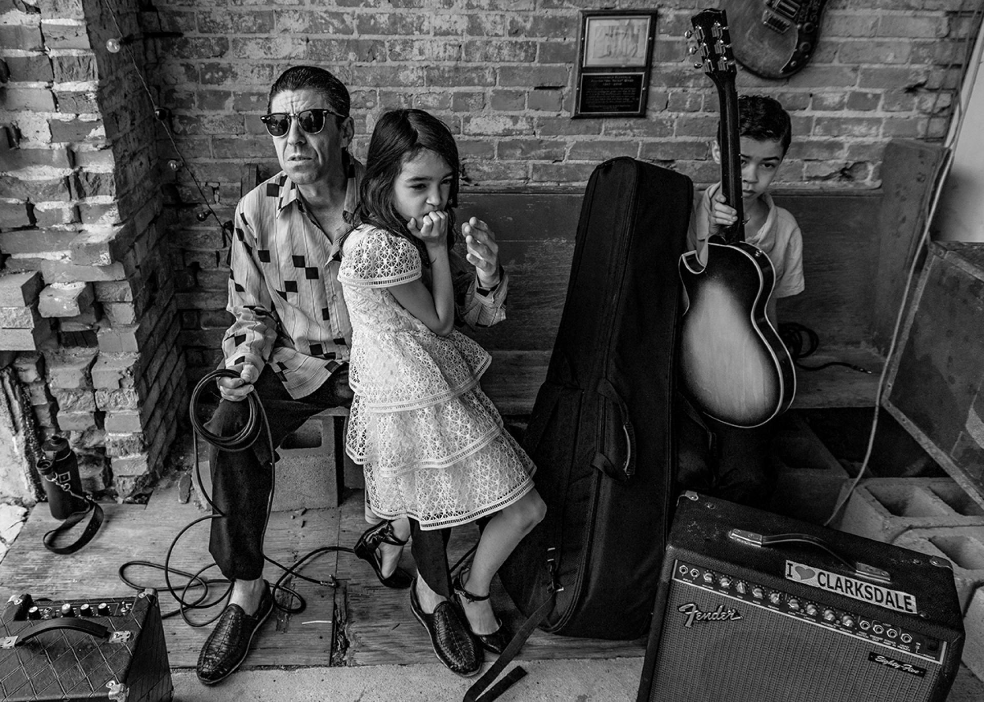London Photography Awards Winner - Little Joe McLerran and Family