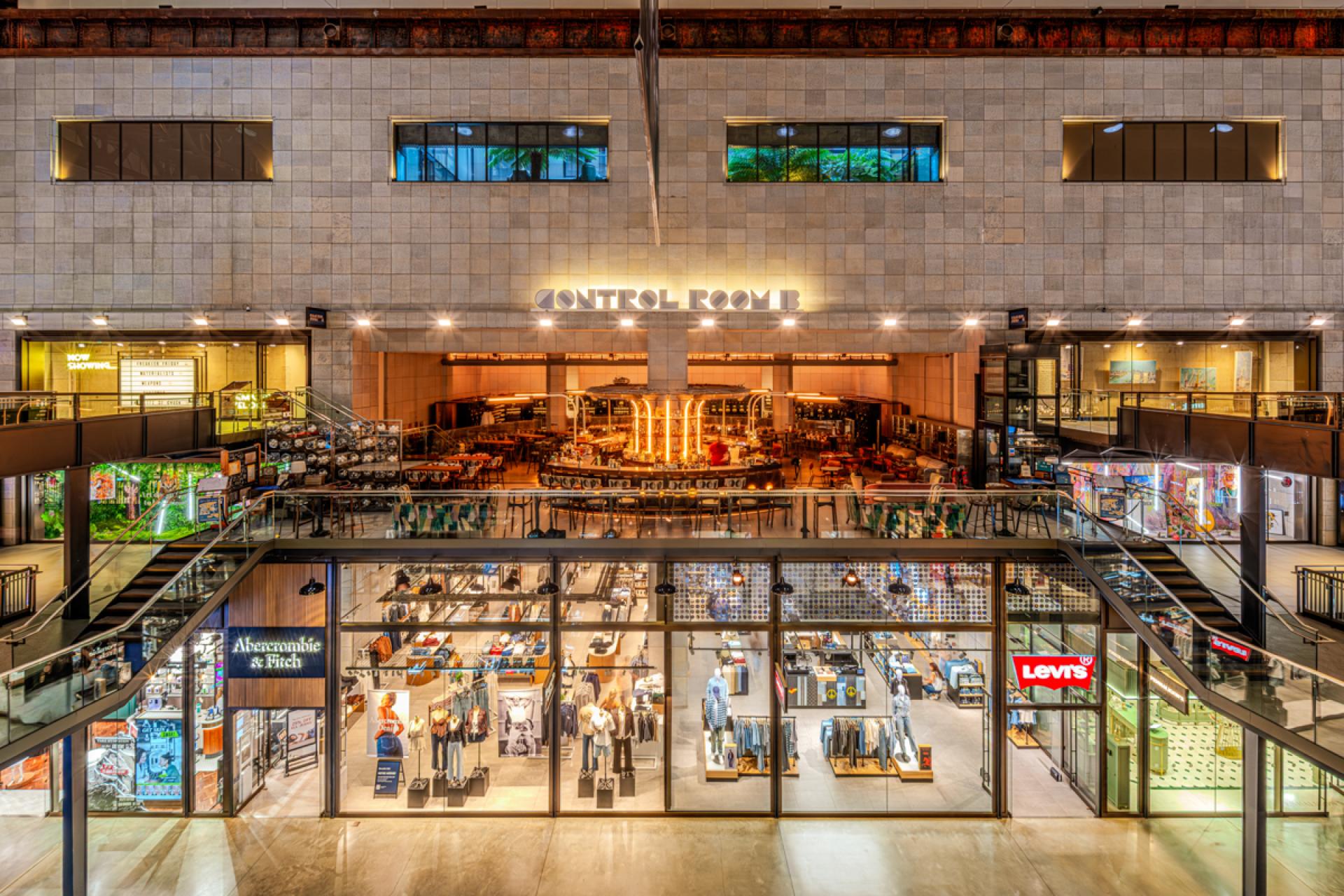 London Photography Awards Winner - Battersea Power Station: Industrial Heritage Reborn