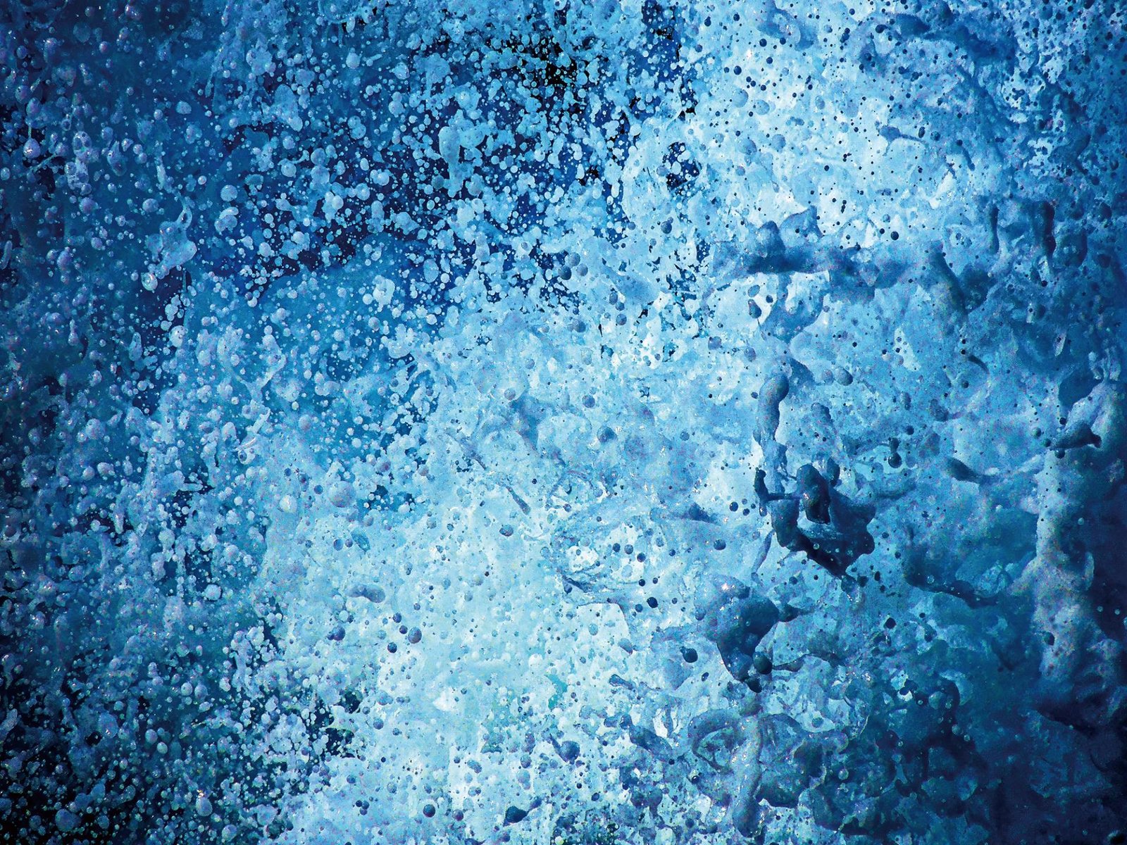 London Photography Awards Winner - Emerging Chaos