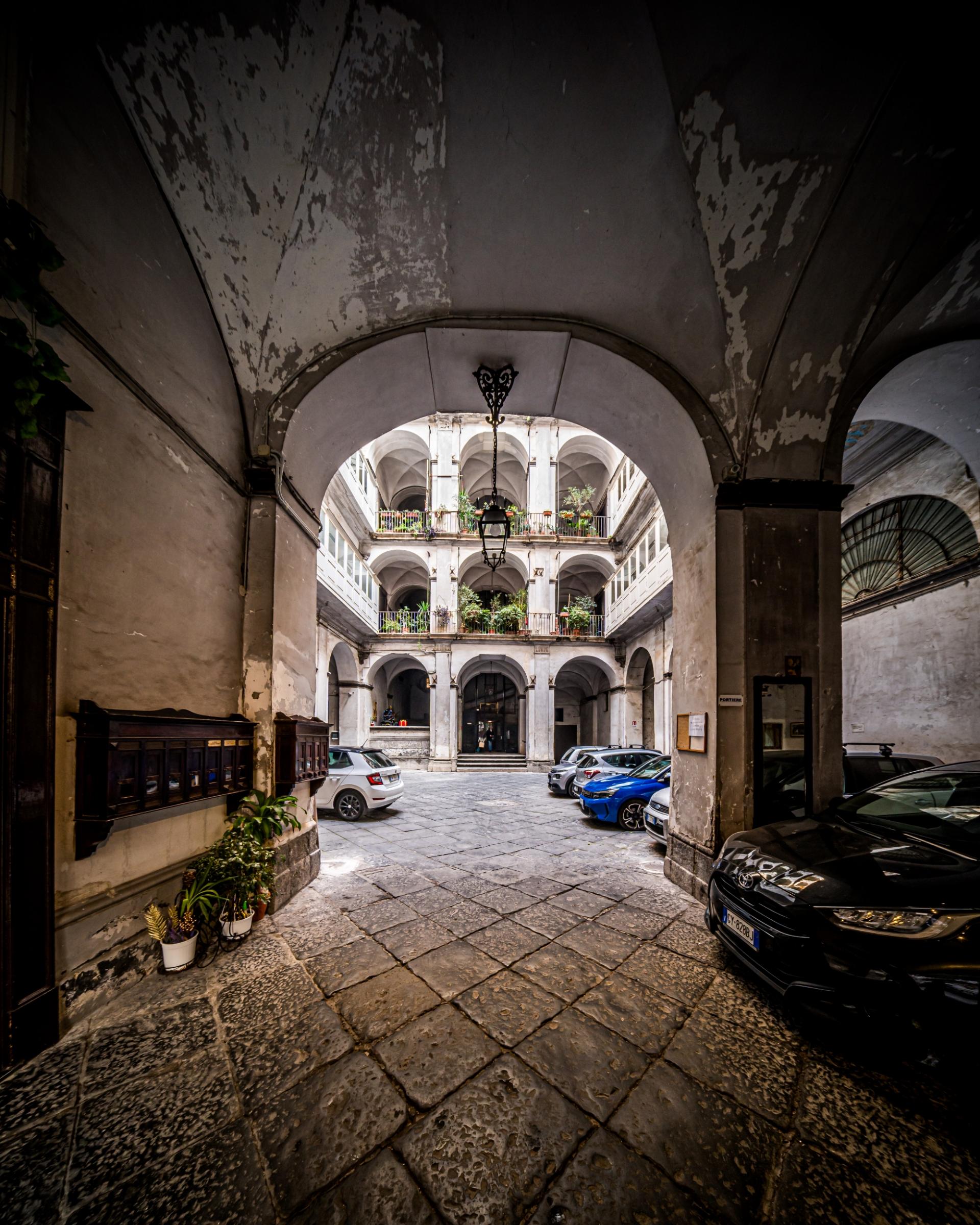 London Photography Awards Winner - Veiled Naples: the geometry of silence