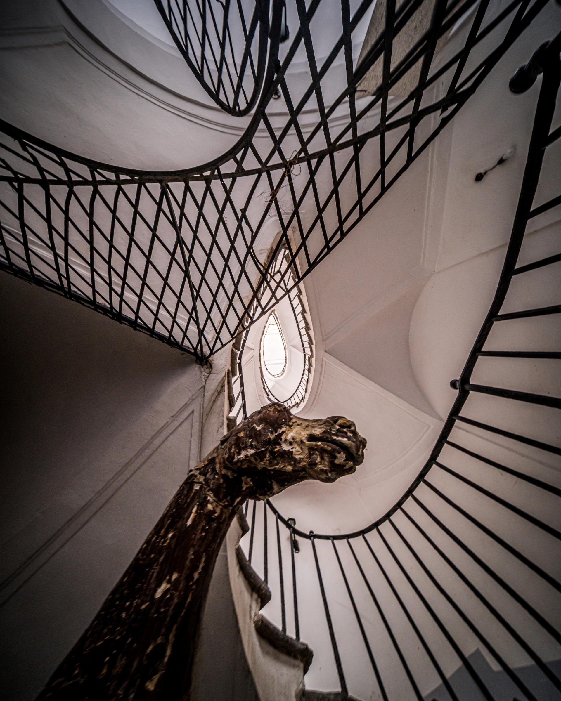 London Photography Awards Winner - Veiled Naples: the geometry of silence