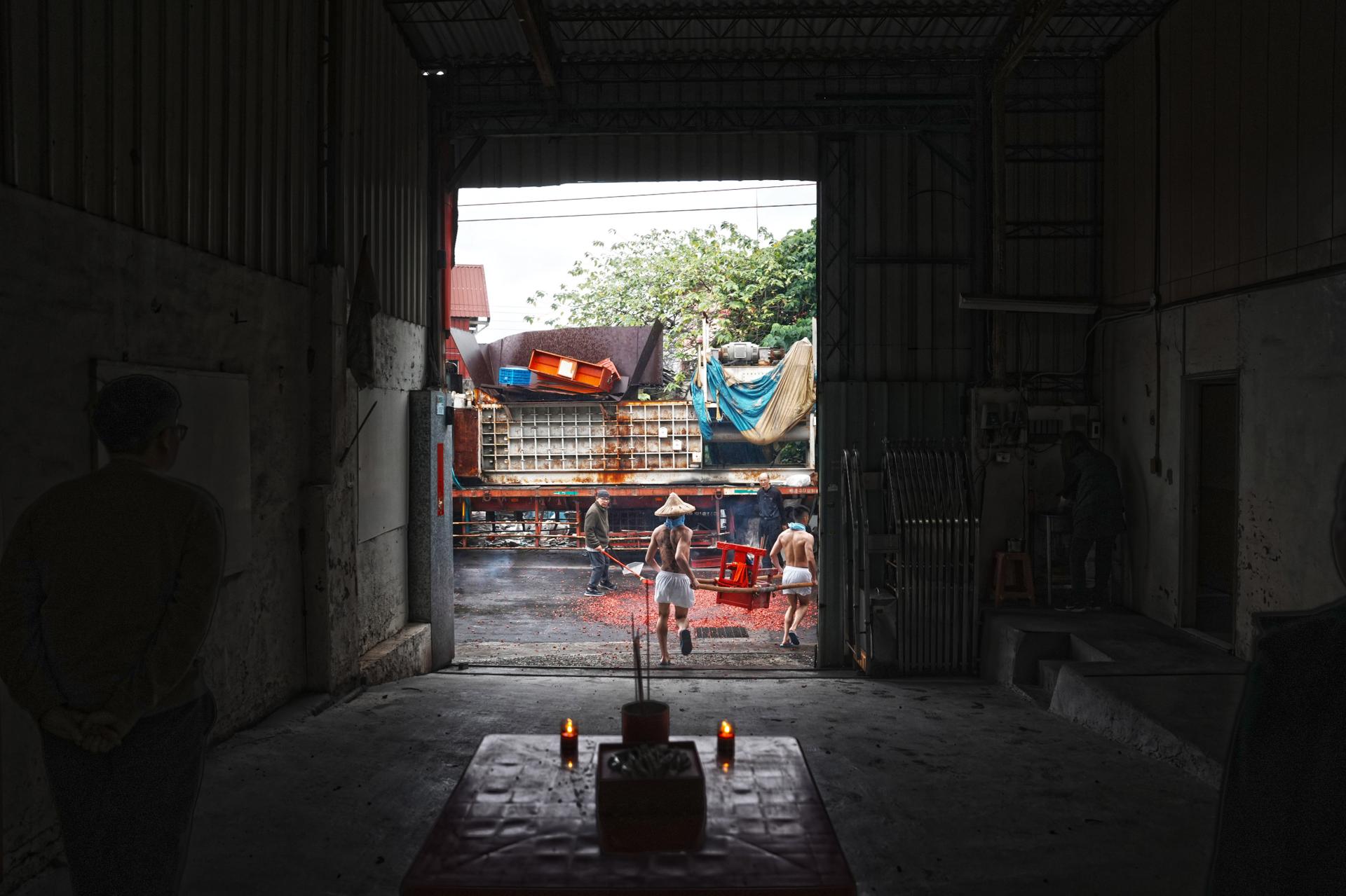 London Photography Awards Winner - Night Parade of the Earth God in Shezidao