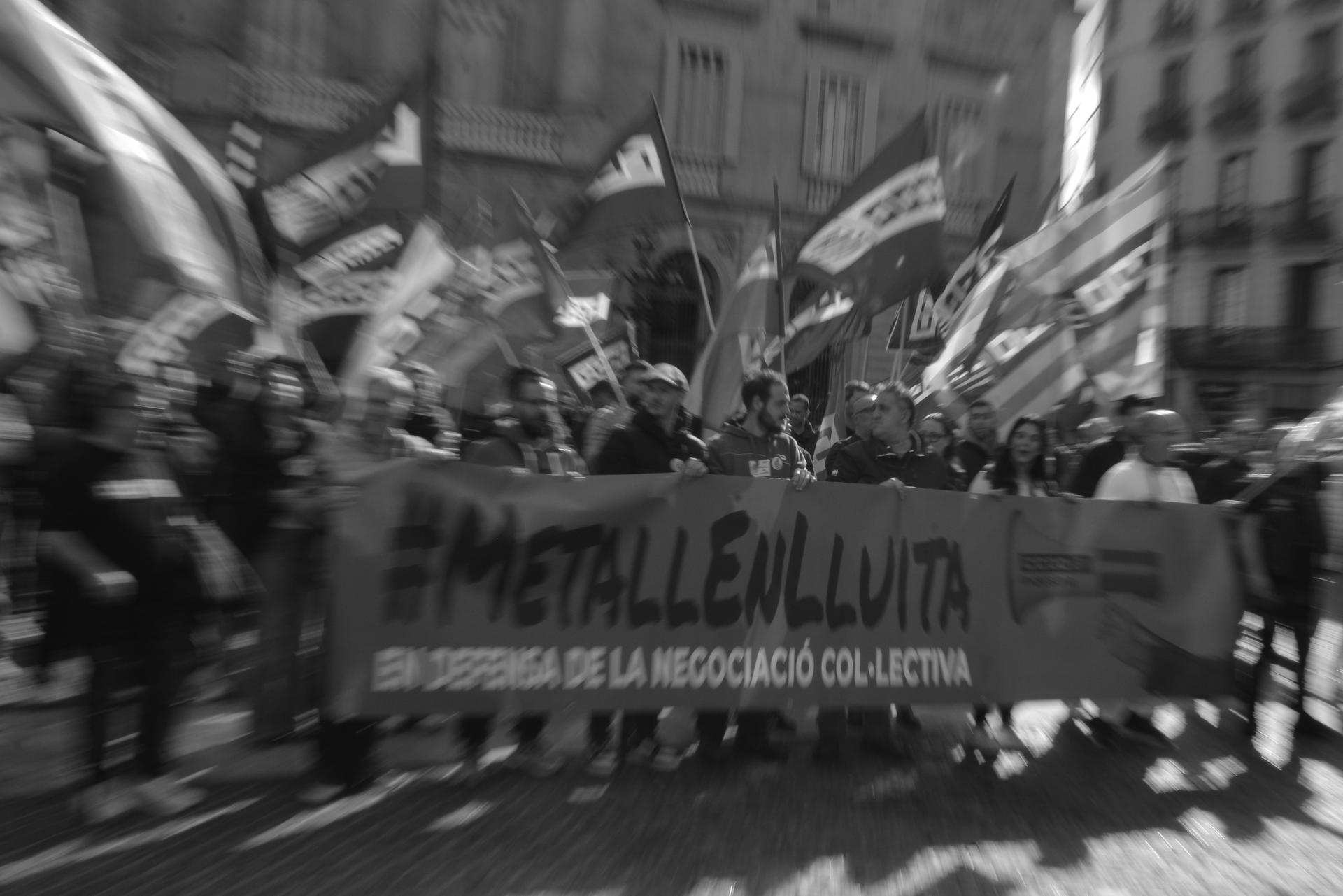 London Photography Awards Winner - Metall en Lluita