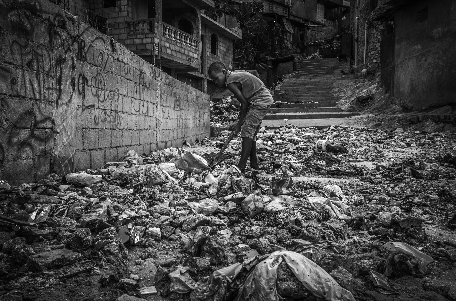 London Photography Awards Winner - Thirst for plainness