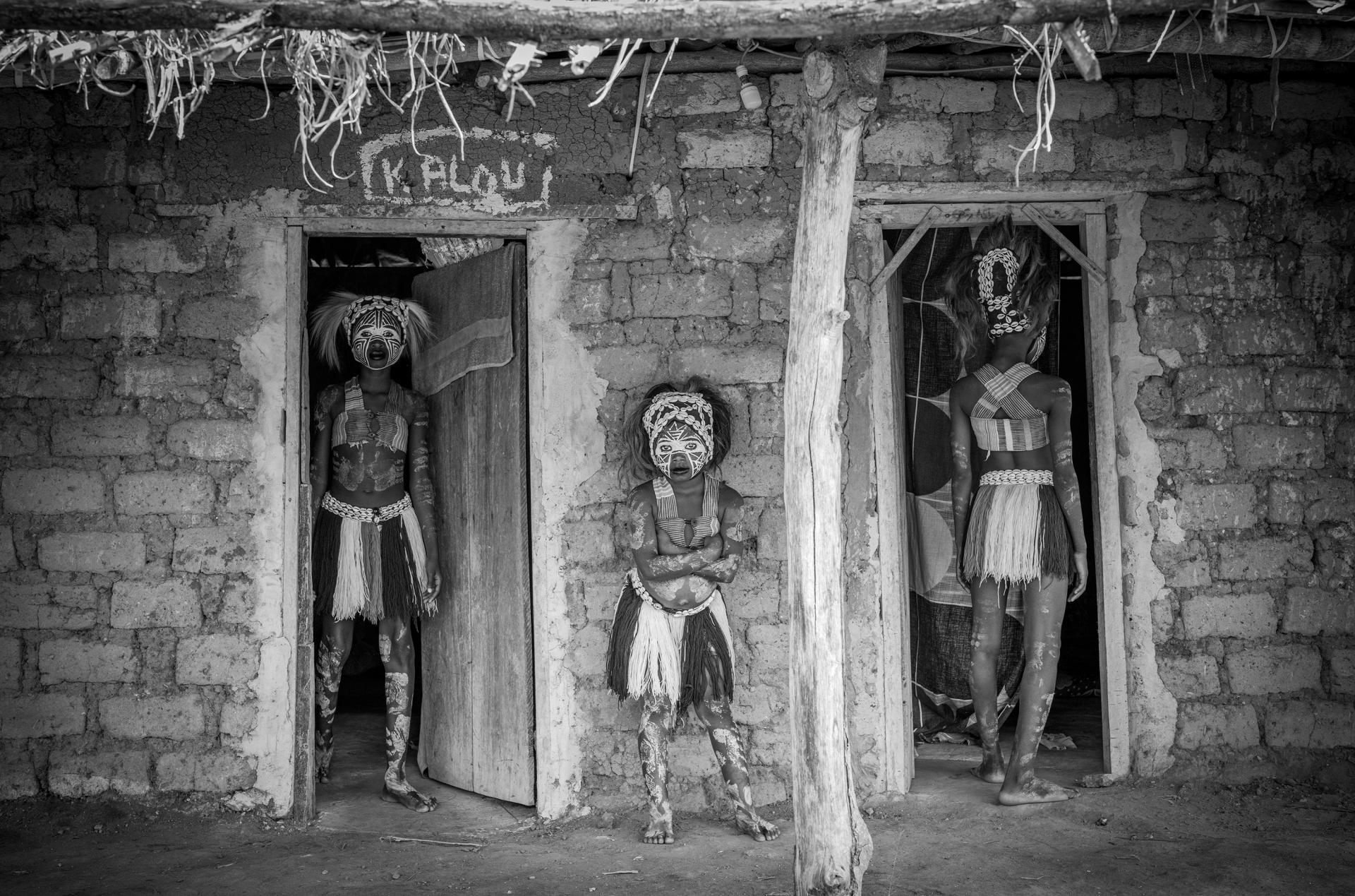 London Photography Awards Winner - For the s(n)ake of spirit