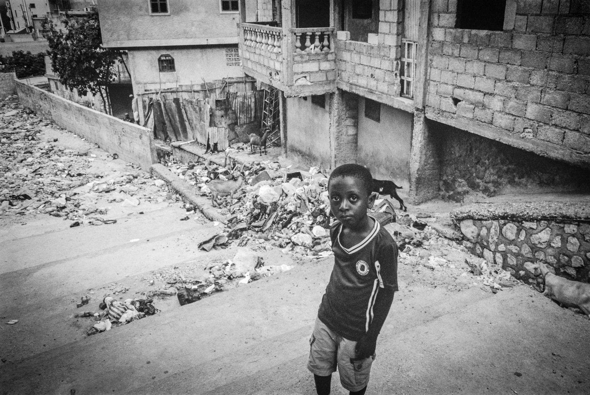 London Photography Awards Winner - Thirst for plainness